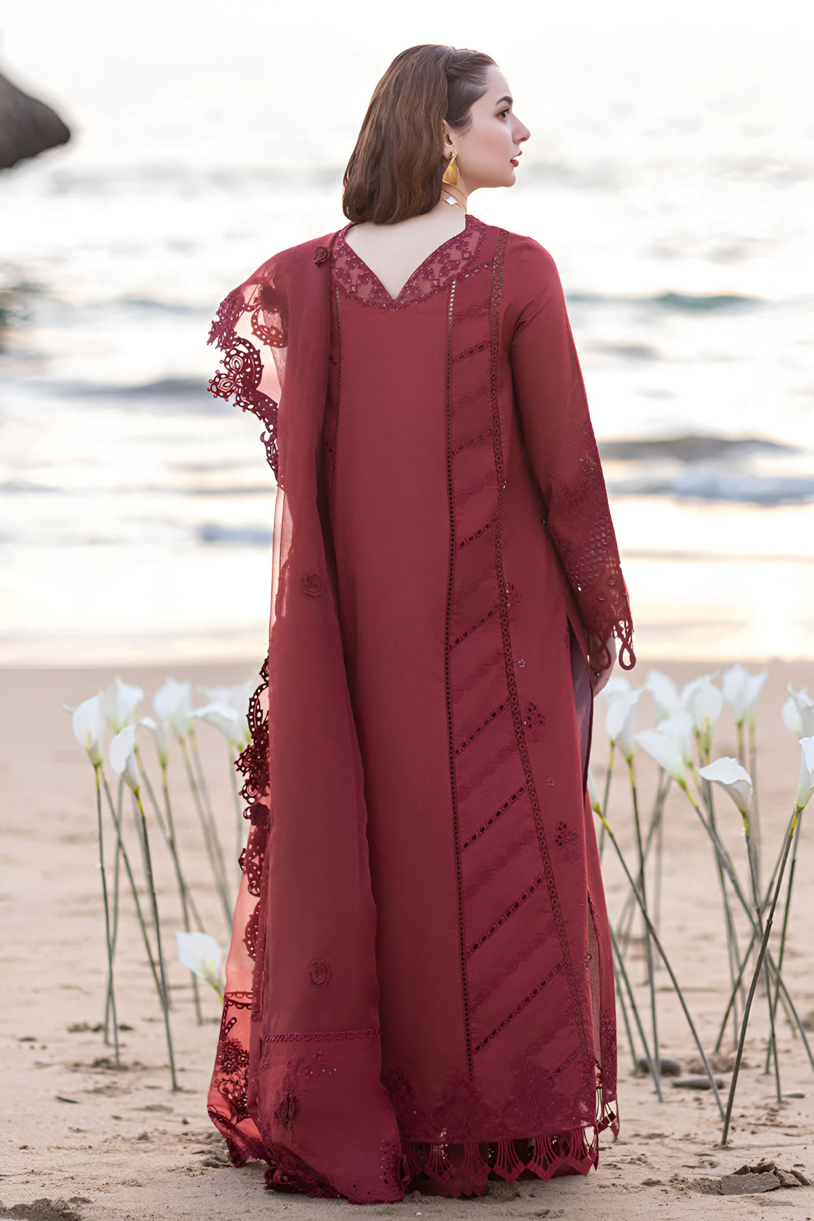 3 Piece - Dhanak Embroidered Suit with Dhanak Embroidered Shawl (Unstitched)