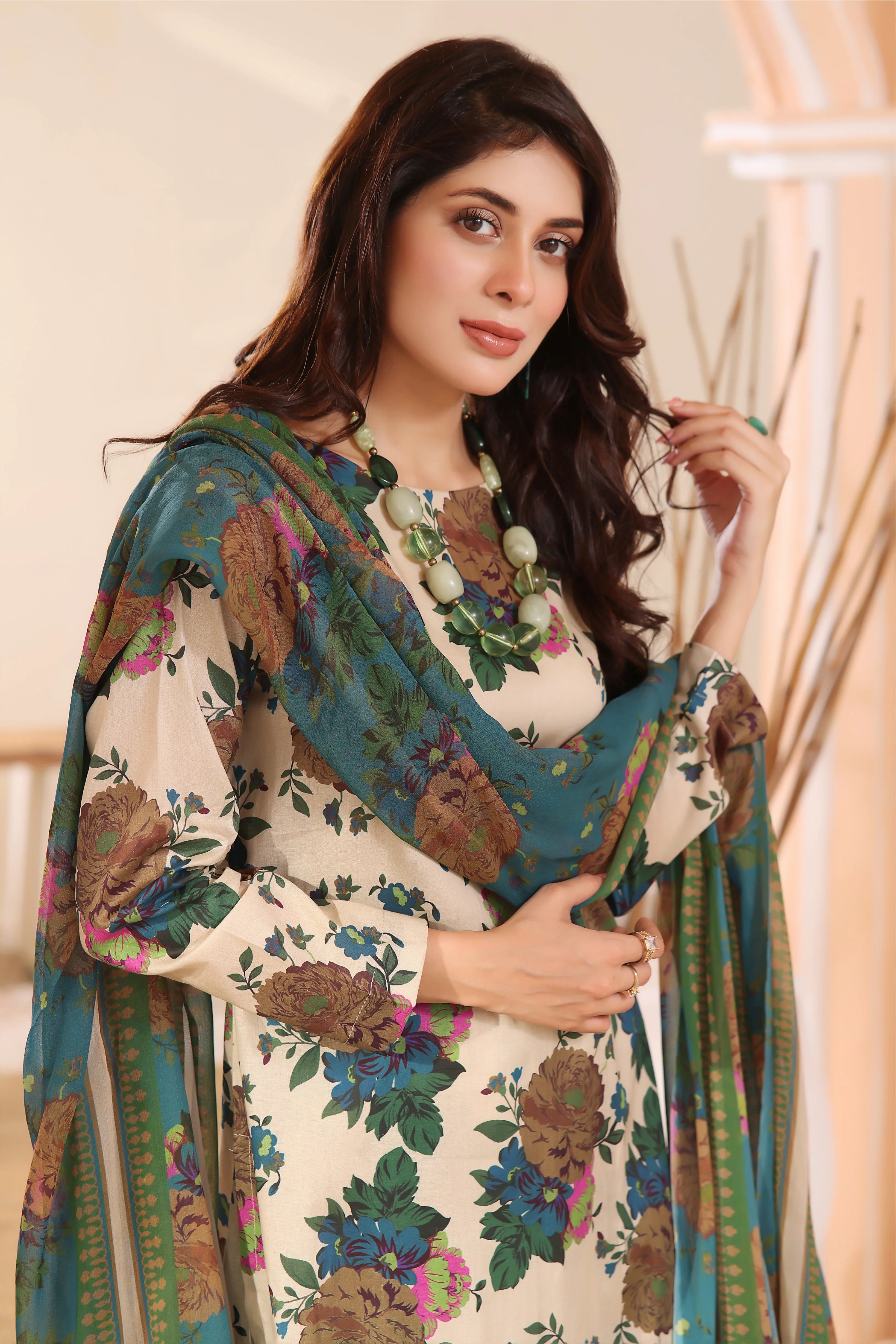 3 Piece - Khaddar Digital Printed Suit with Digital Printed Khaddar Dupatta (Unstitched)