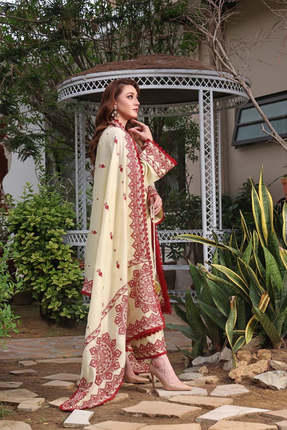 3 Piece - Dhanak Embroidered Suit with Dhanak Heavy Embroidered Shawl (Unstitched)