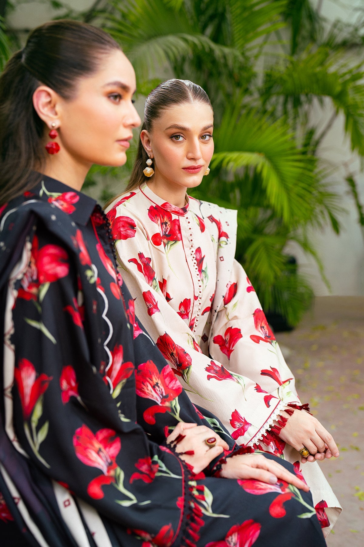 3 Piece - Karandi Digital Printed Suit with Digital Printed Karandi Dupatta (Unstitched)