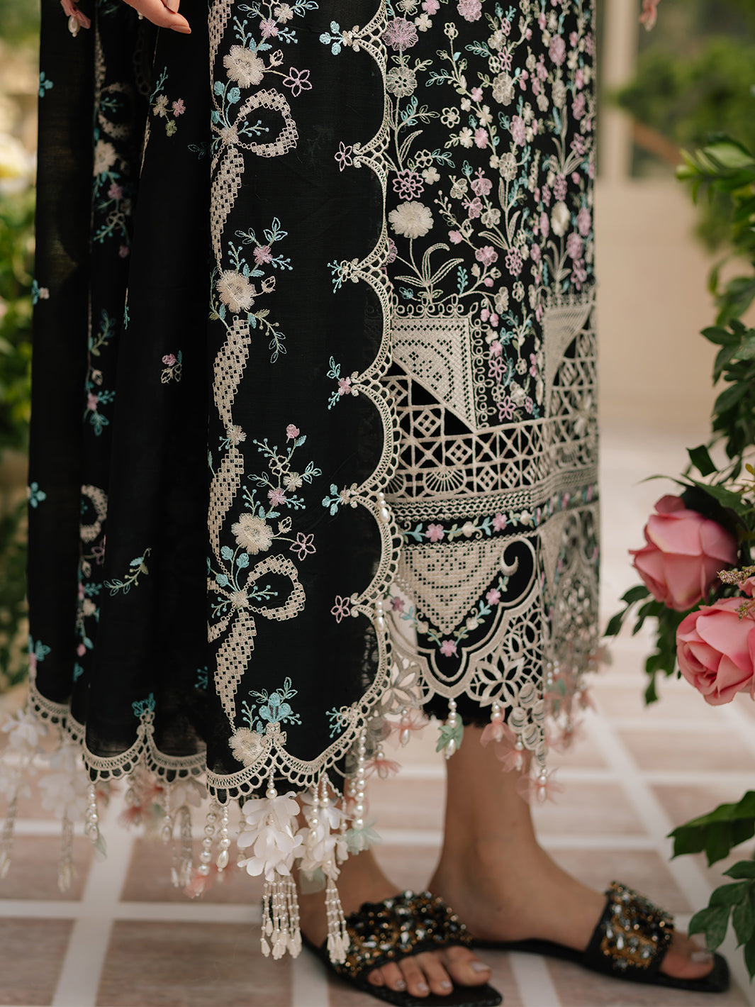 3 Piece - Dhanak Embroidered Suit with Dhanak Embroidered Shawl (Unstitched)