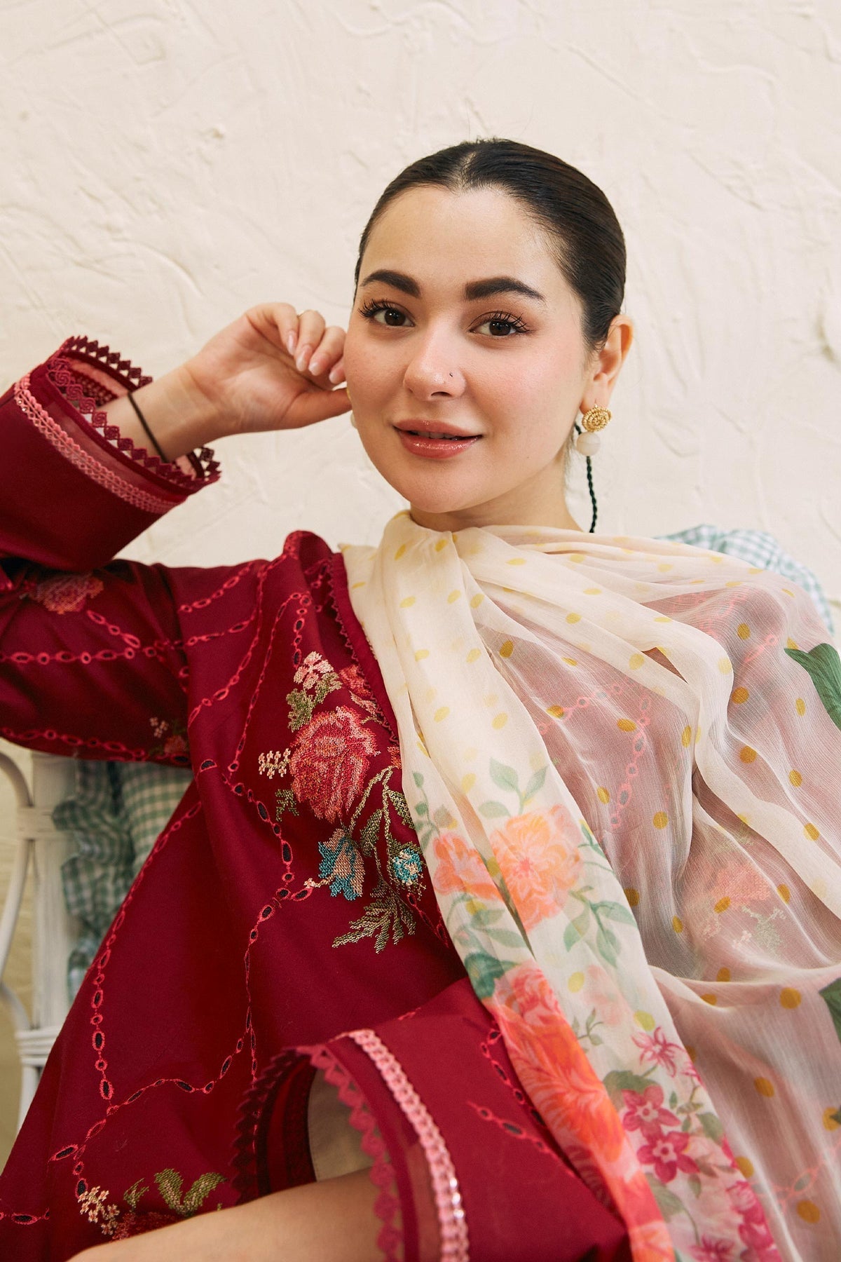 3 Piece - Zara Shahjahan Lawn Embroidered Suit with Printed Organza Duppatta (Unstitched)