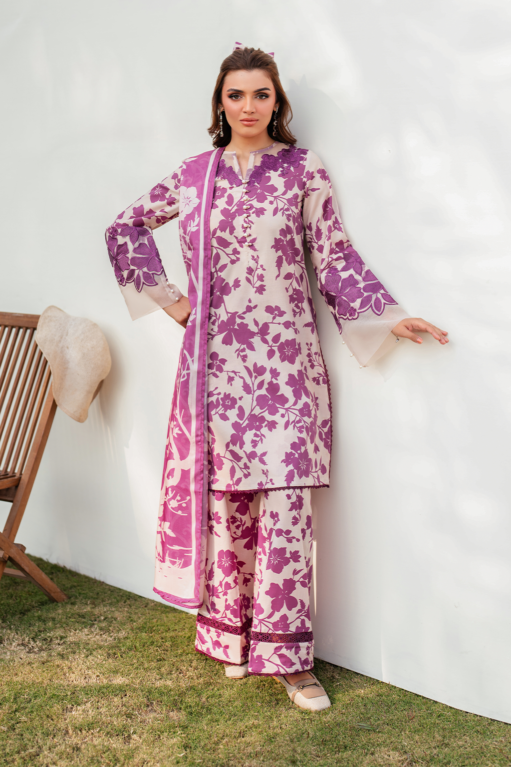 3 Piece - Iznik Khaddar Full Heavy Embroidered Suit with Digital Printed Khaddar Dupatta (Unstitched)