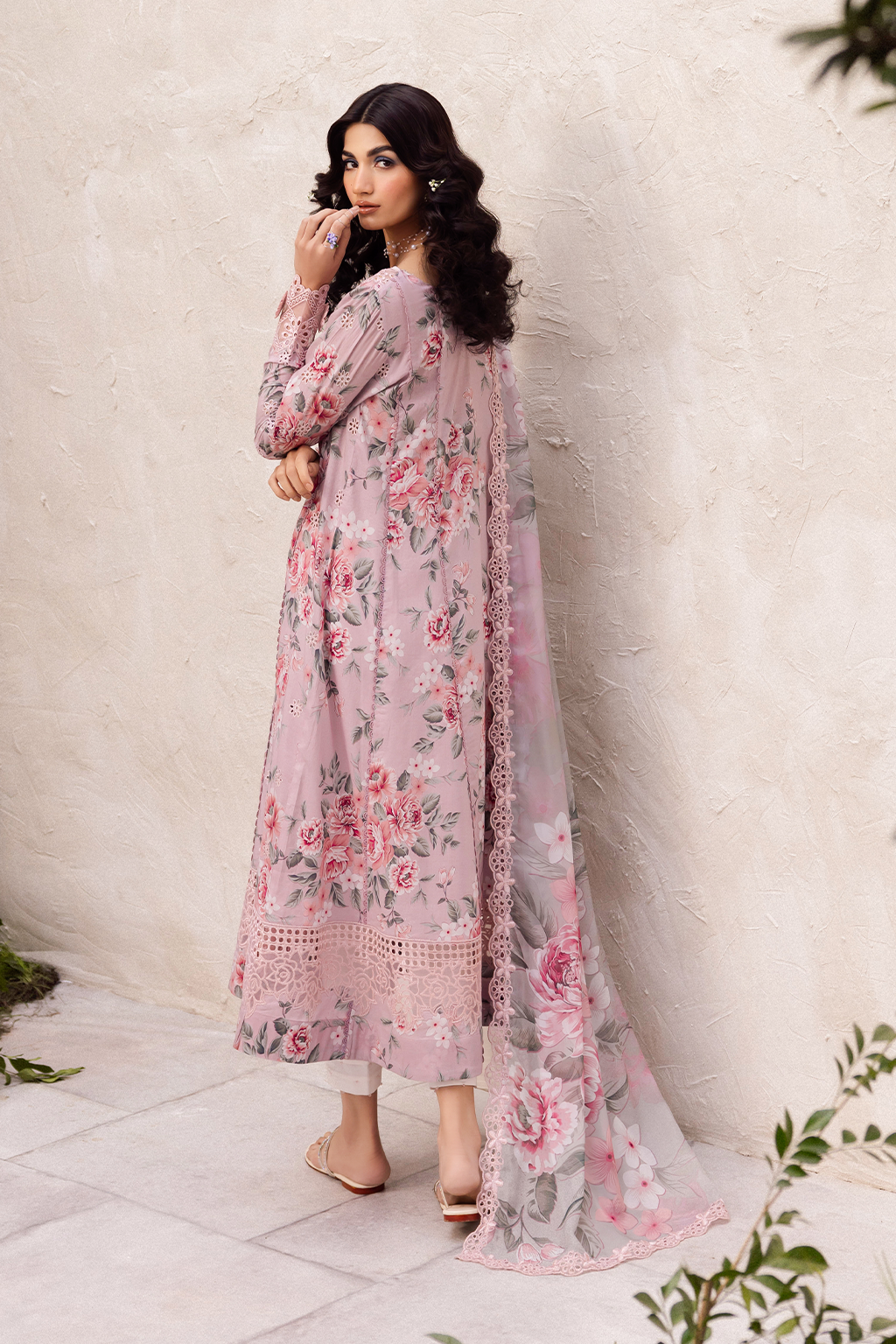 3 Piece - Iznik Printed Lawn Embroidered+ Chikenkari Suit with Printed Chiffon Duppatta (Unstitched)
