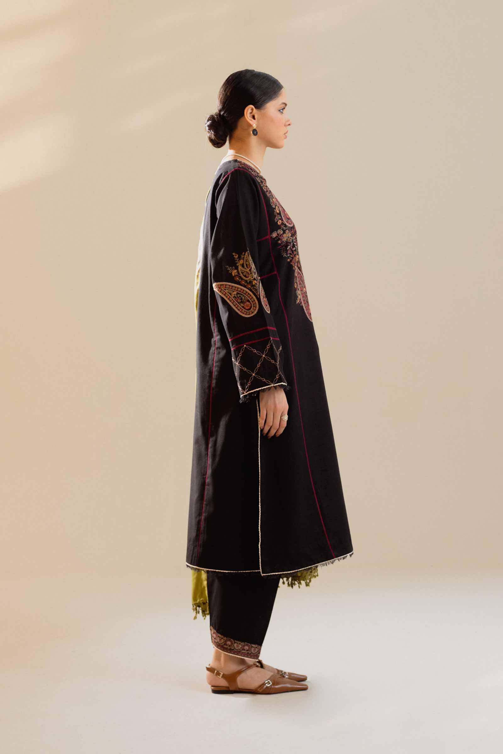 3 Piece - Zara Shahjhan Dhanak Embroidered Suit with Printed Woolen Shawl (Unstitched)