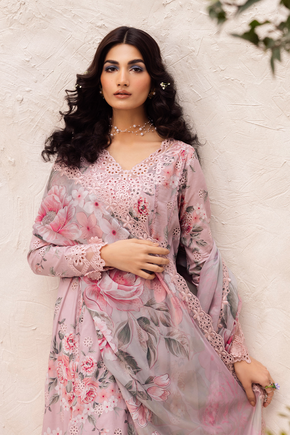 3 Piece - Iznik Printed Lawn Embroidered+ Chikenkari Suit with Printed Chiffon Duppatta (Unstitched)