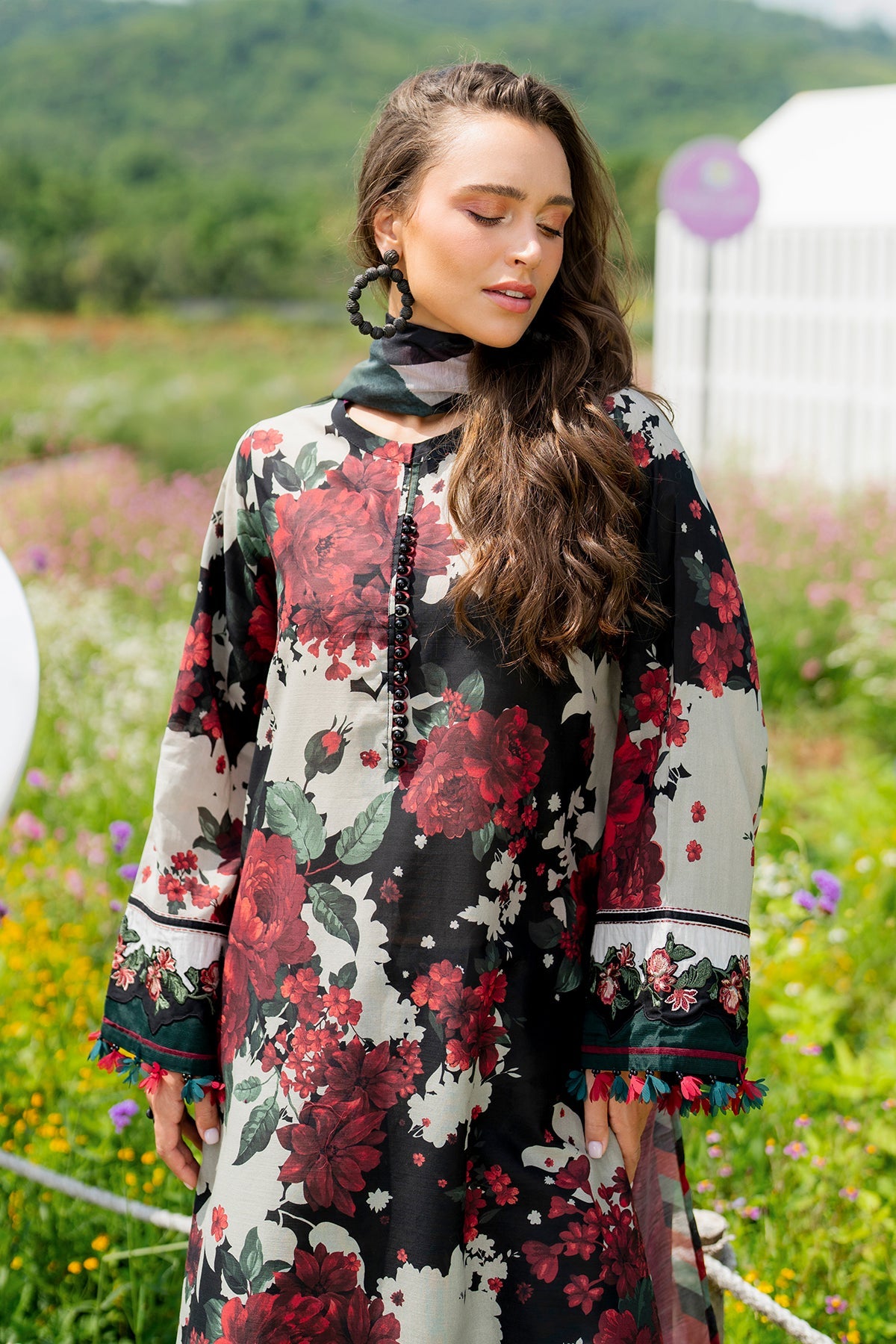 3 Piece - Baroque Khaddar Full Heavy Embroidered Suit with Digital Printed Khaddar Dupatta (Unstitched)