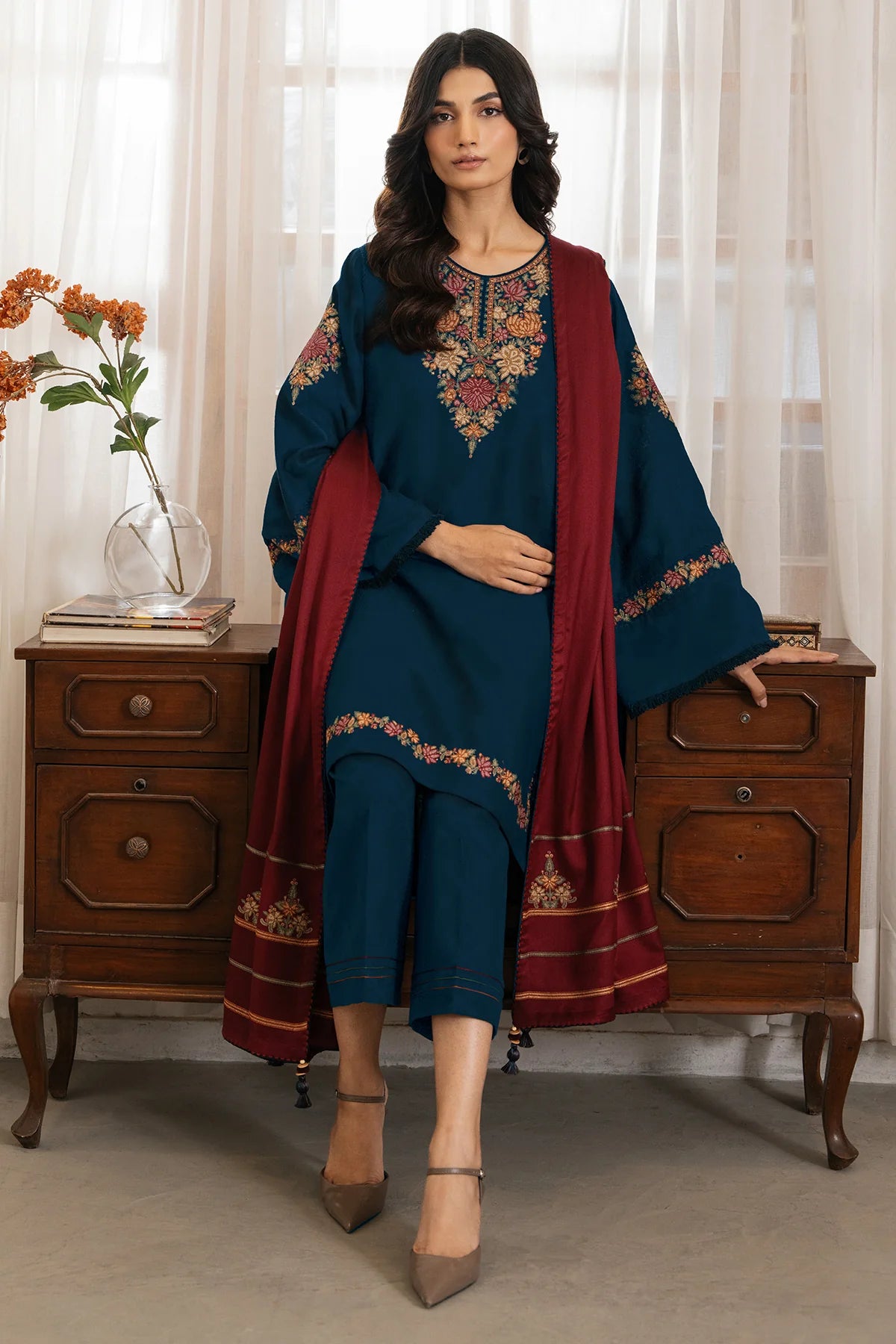 3 Piece - Jazmin Dhanak Full Heavy Embroidered Suit with Full Heavy Embroidered Shawl (Unstitched)