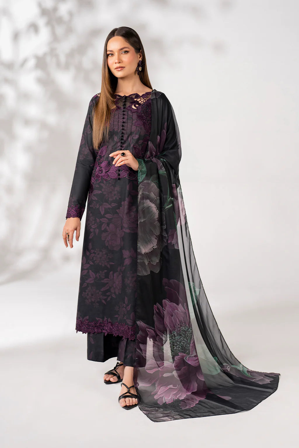 3 Piece - Iznik Khaddar Full Heavy Embroidered Suit with Digital Printed Khaddar Dupatta (Unstitched)