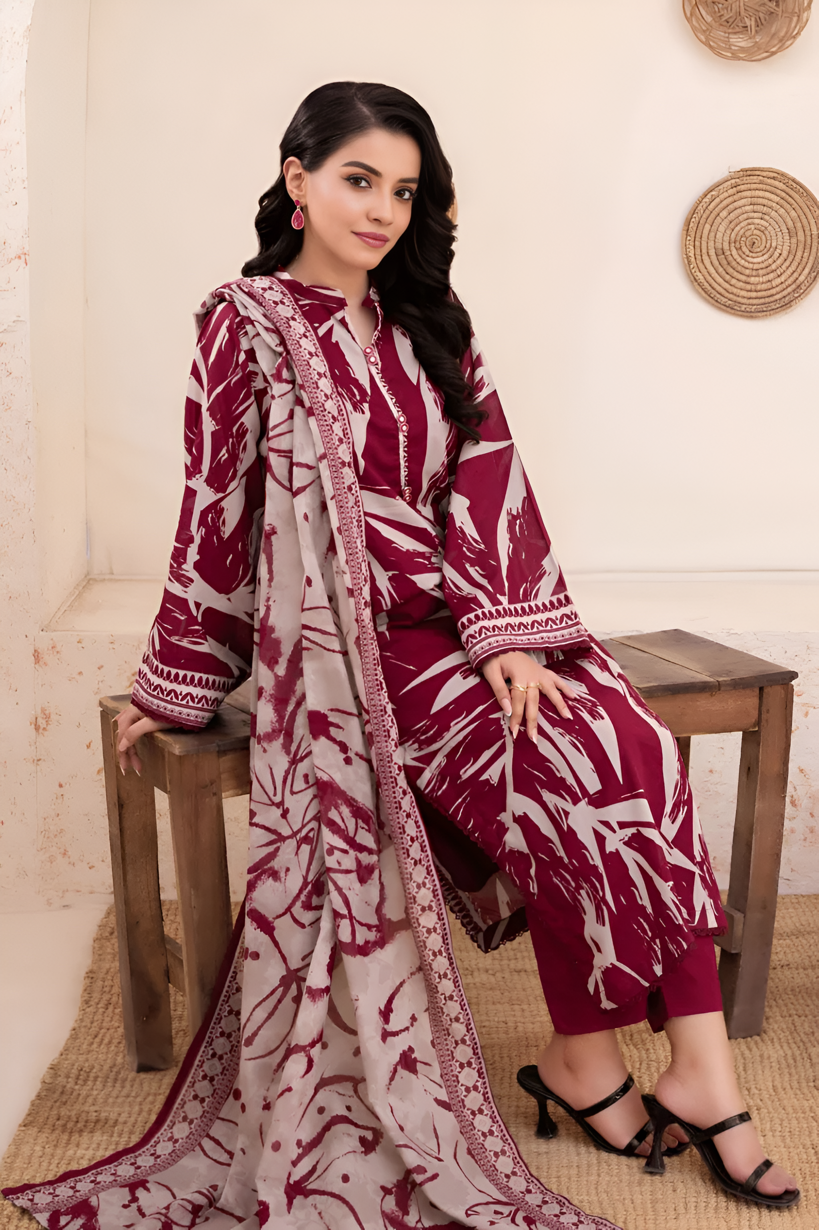 3 Piece - Baroque BanaDora Printed Linen Suit with Linen Duppatta (Unstitched)