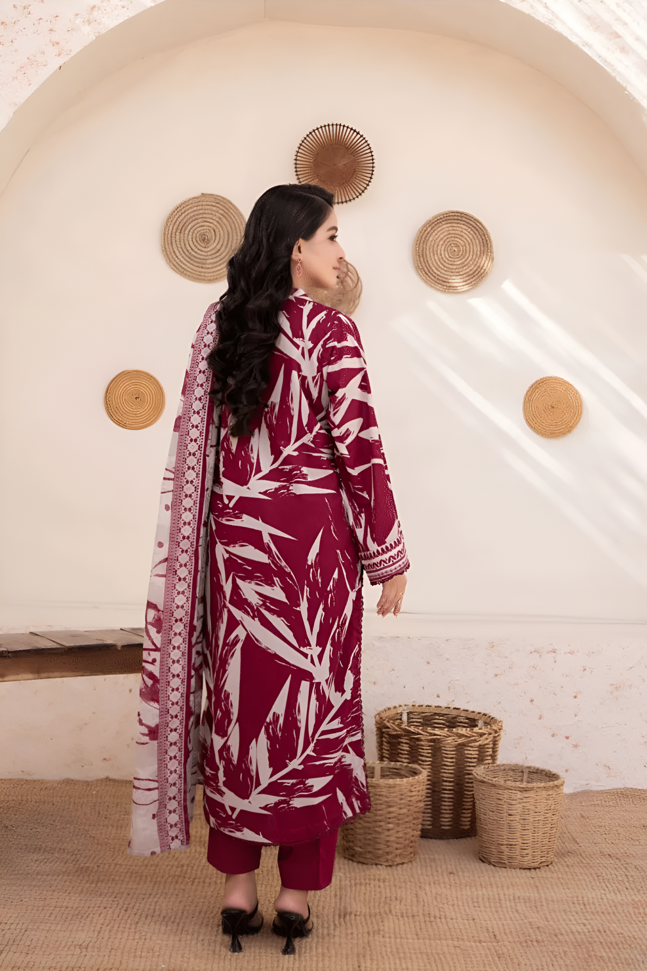 3 Piece - Baroque BanaDora Printed Linen Suit with Linen Duppatta (Unstitched)