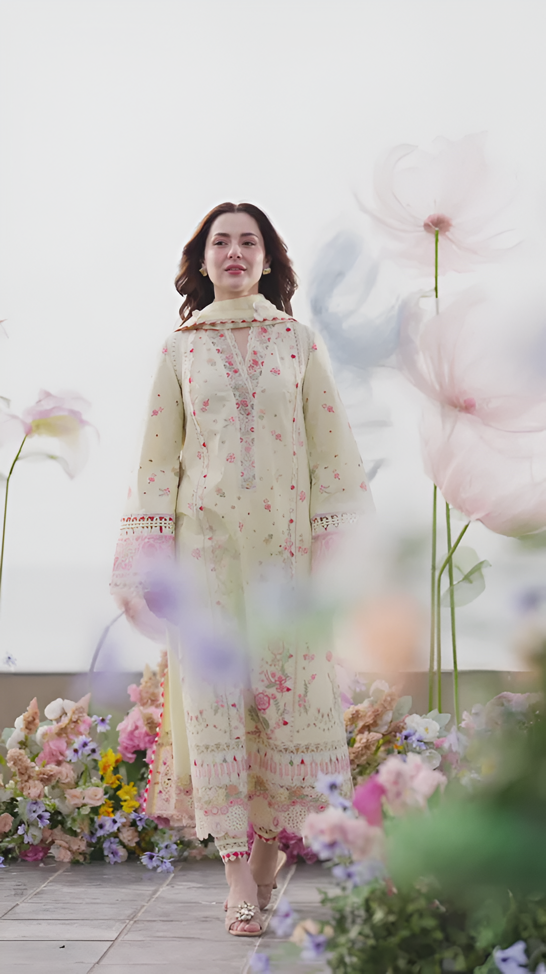 3 Piece - Dhanak Embroidered Suit with Dhanak Heavy Embroidered Shawl (Unstitched)