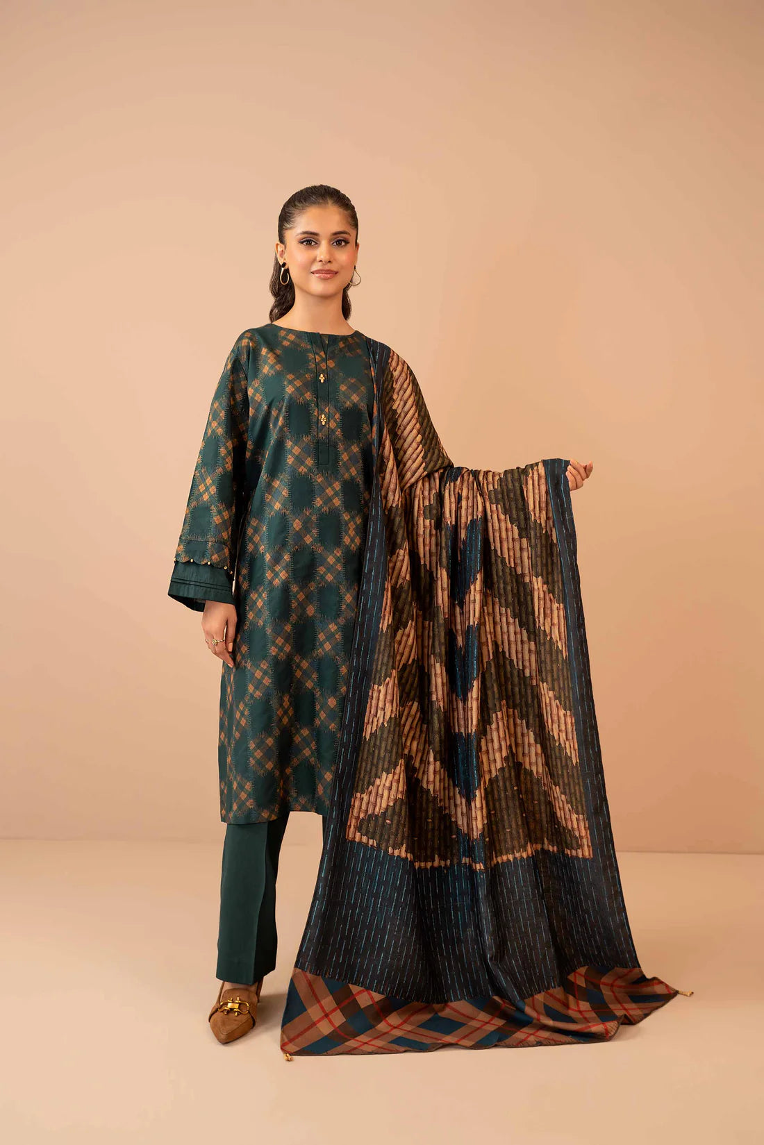 3 Piece - Baroque BanaDora Printed Linen Suit with Linen Duppatta (Unstitched)