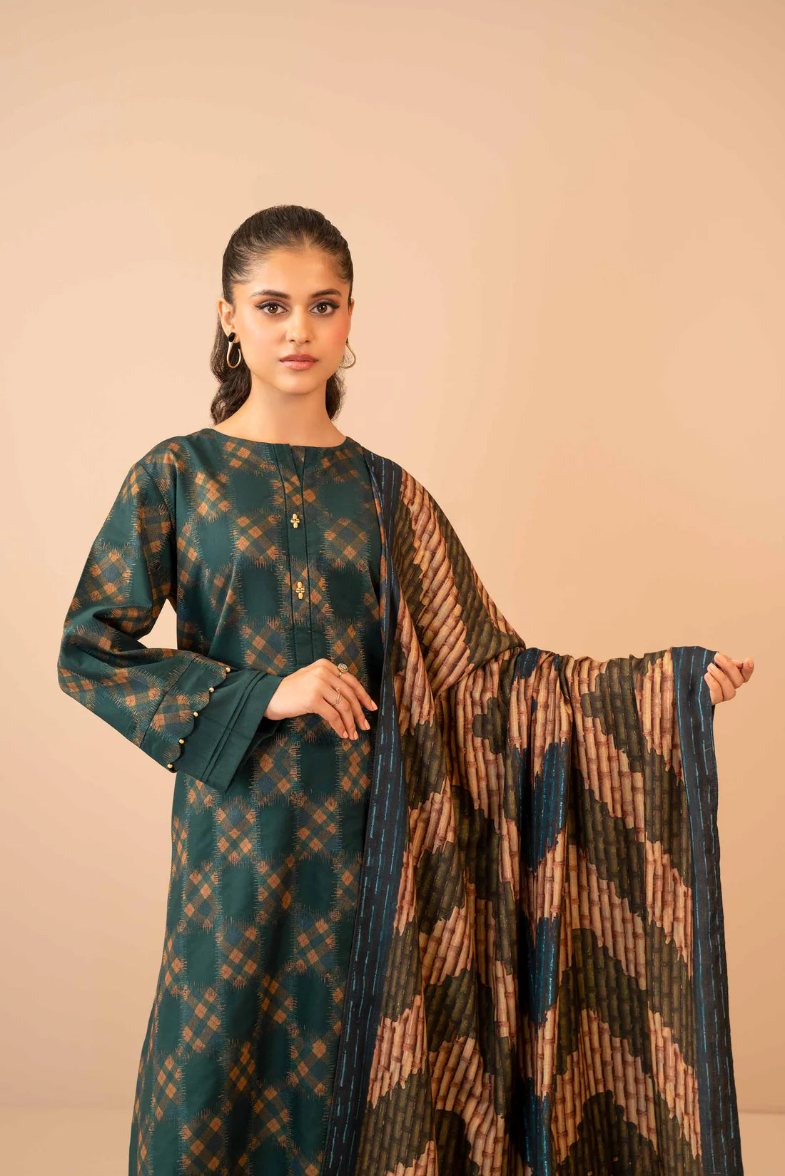 3 Piece - Baroque BanaDora Printed Linen Suit with Linen Duppatta (Unstitched)