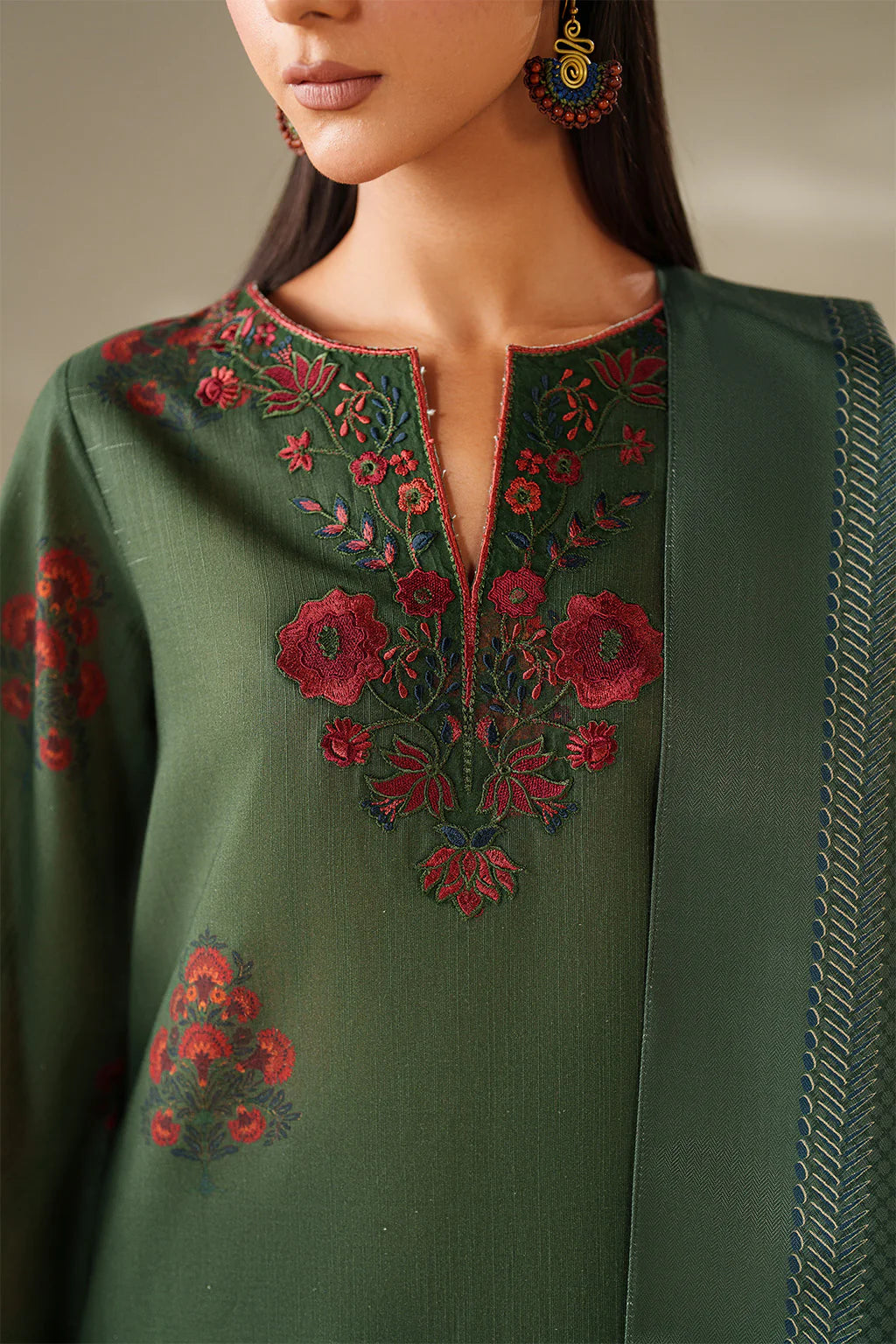 3 Piece - Dhanak Embroidered Suit with Digital Printed Dhanak Shawl (Unstitched)