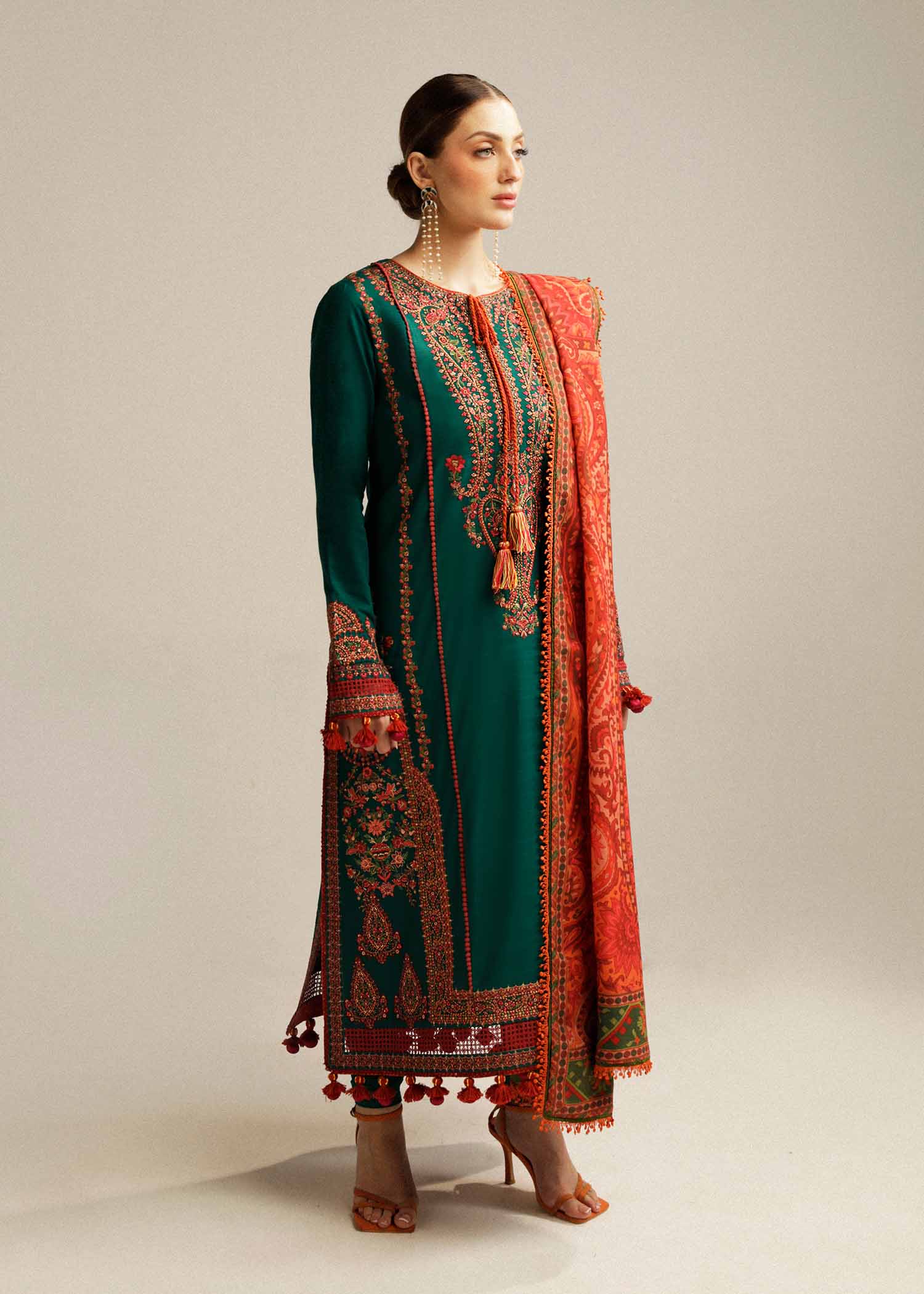 3 Piece - Dhanak Embroidered Suit with Dhanak Digital Printed Shawl (Unstitched)