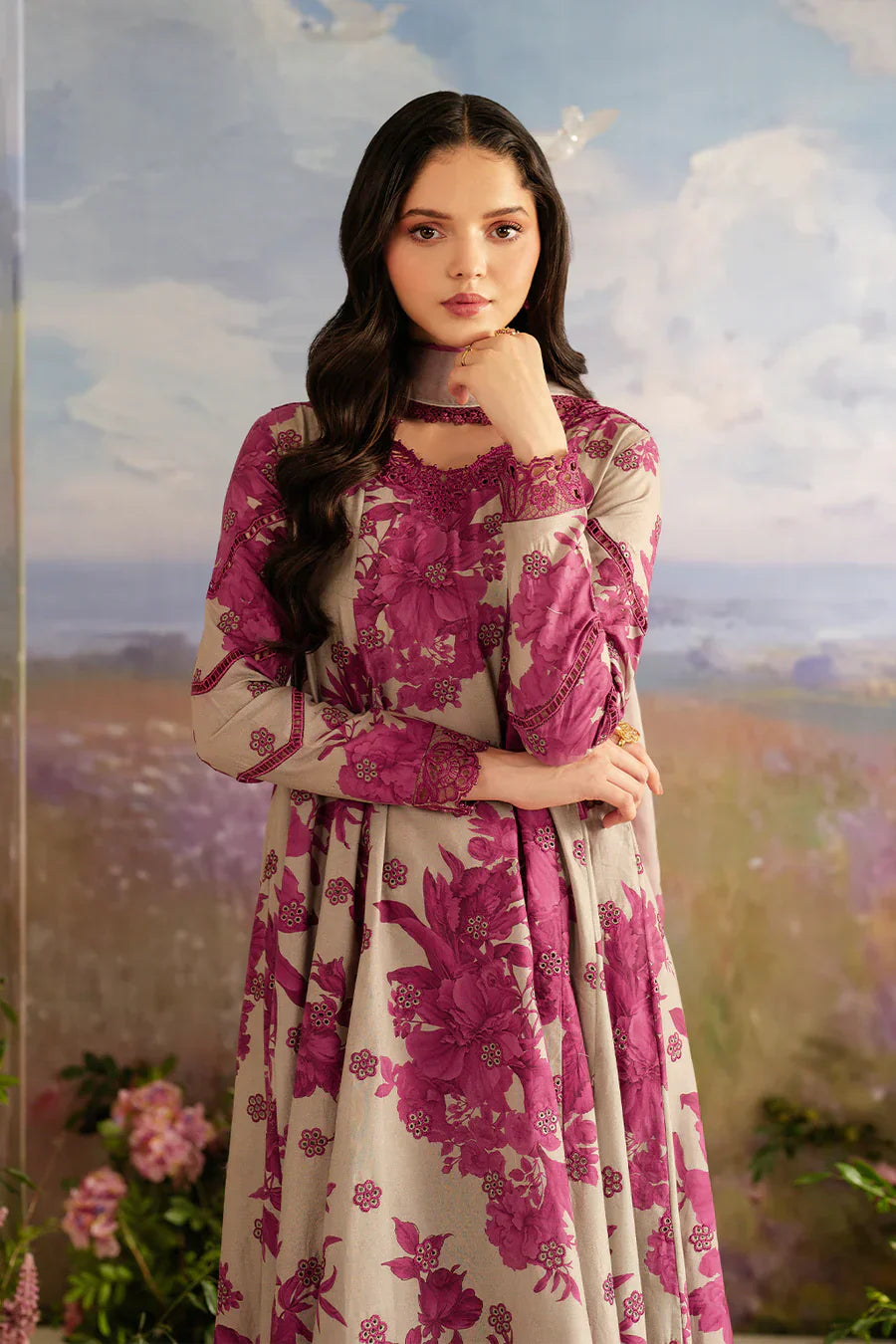 3 Piece - Khaddar Digital Printed Suit with Digital Printed Khaddar Dupatta (Unstitched)