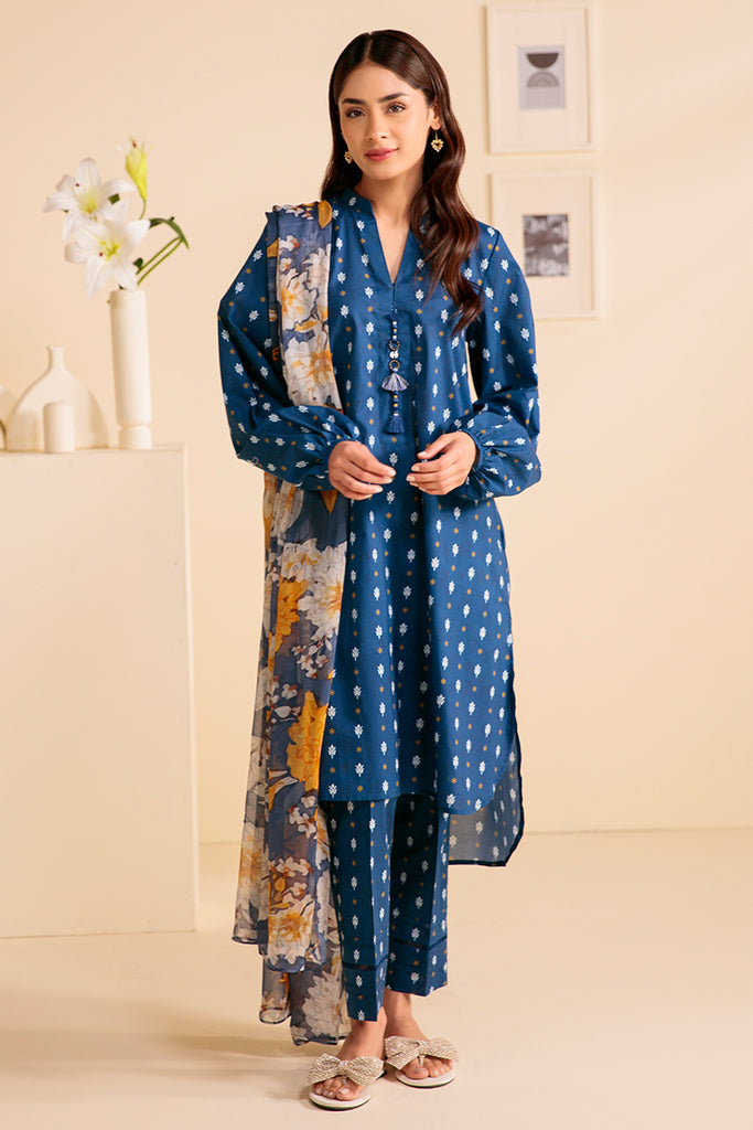 3 Piece - Cross Stitch Khaddar Digital Printed Suit with Digital Printed Khaddar Dupatta (Unstitched)
