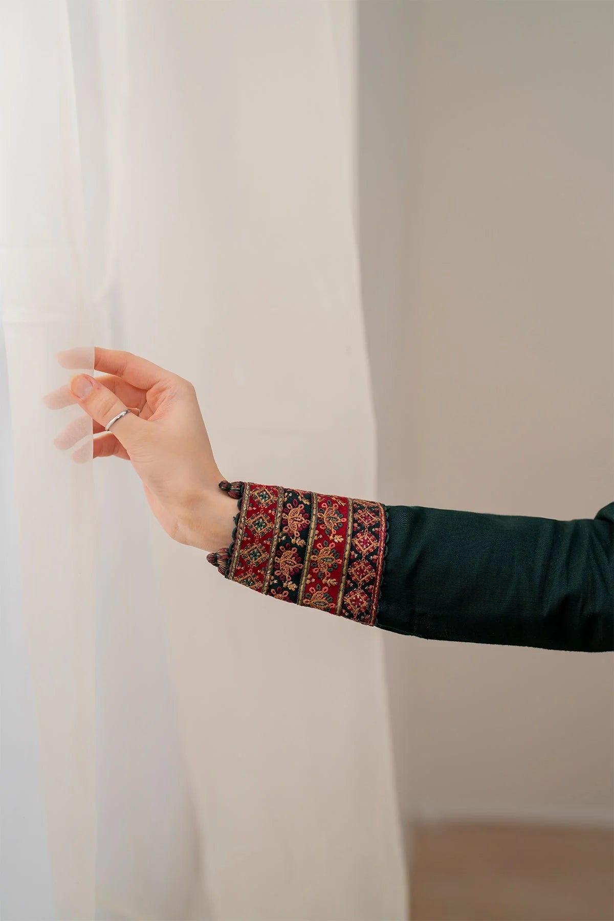 3 Piece - Jazmin Dhanak Embroidered Suit with Digital Wool Shawl (Unstitched)