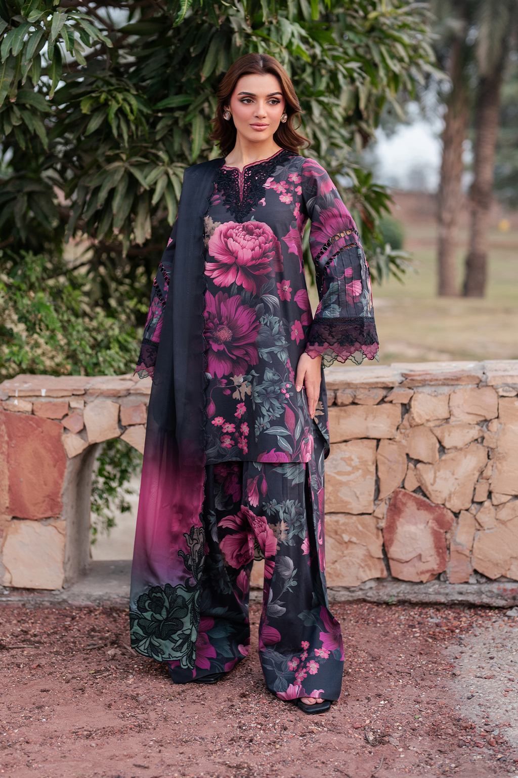 3 Piece - Iznik Khaddar Full Heavy Embroidered Suit with Digital Printed Khaddar Dupatta (Unstitched)