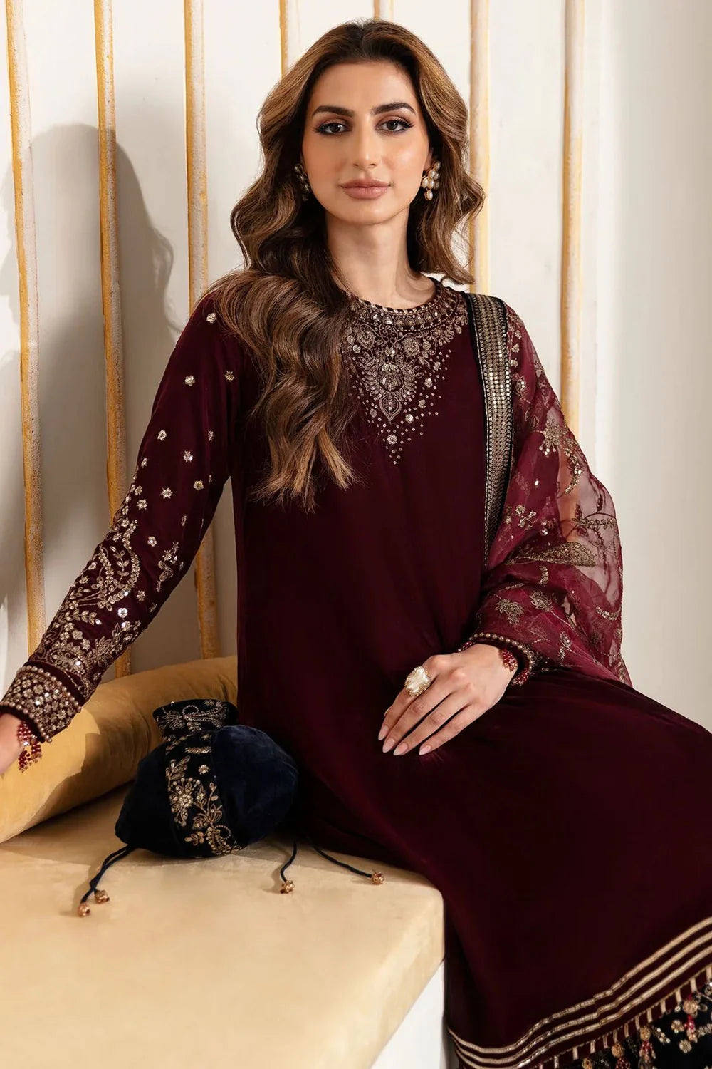 3 Piece - Organza Full Heavy Embroidered Suit with Heavy Embroidered Organza Dupatta with Chiffon Border (Unstitched)