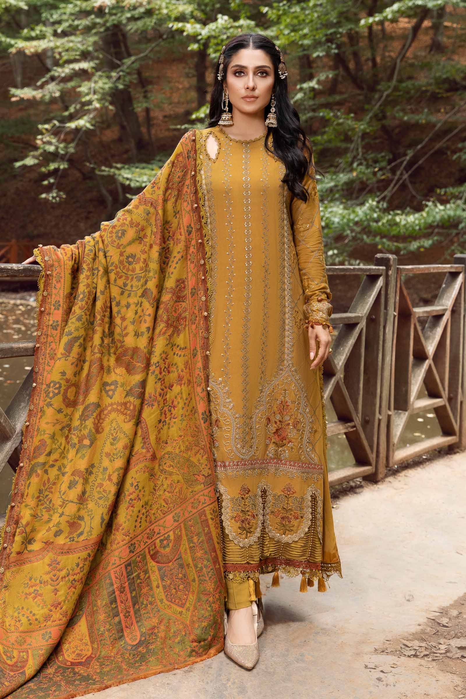 3 Piece - Maria B Dhanak Full Heavy Embroidered Suit with Digital Print Zari Pashmina Wool Shawl (Unstitched)