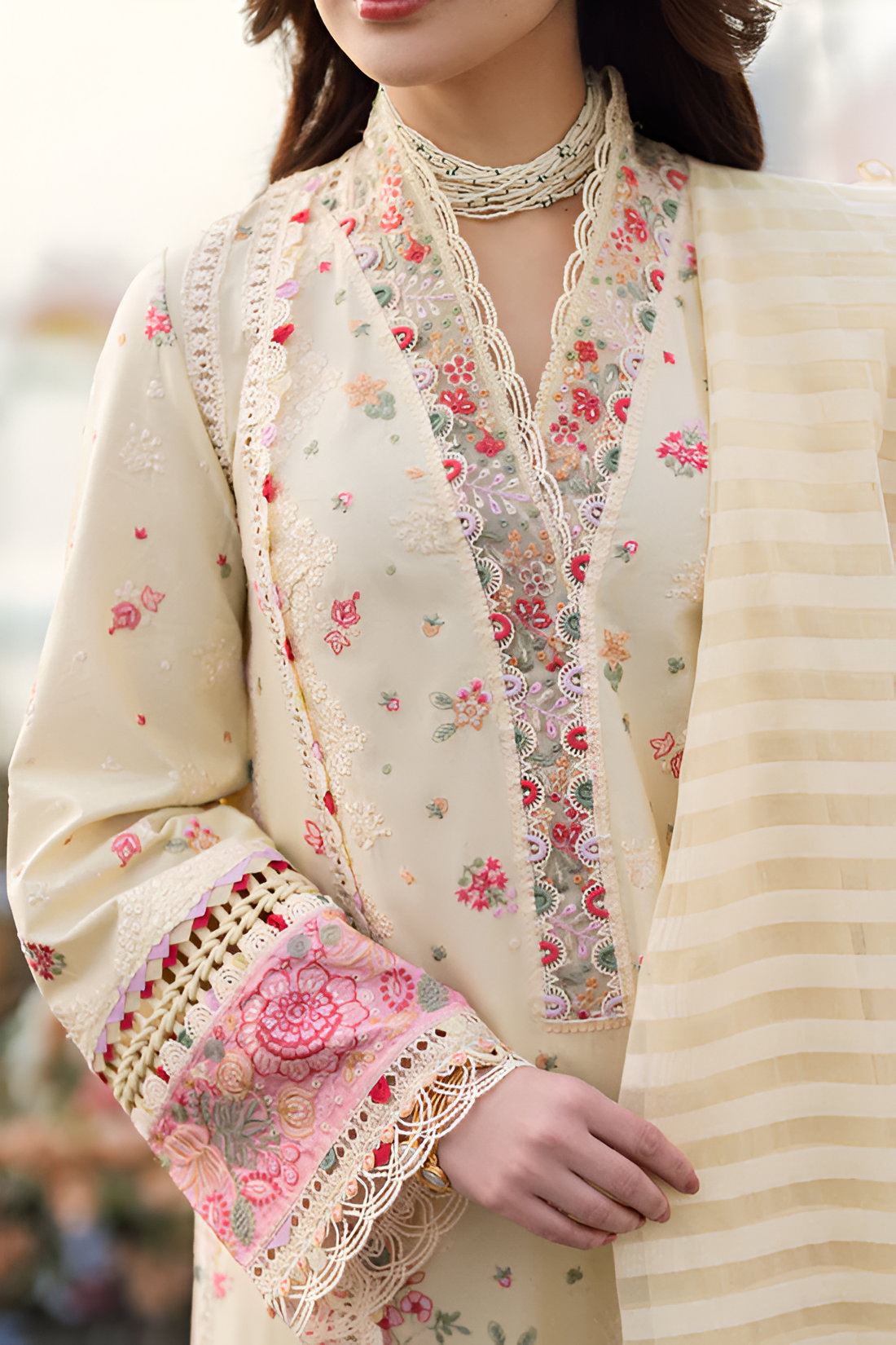 3 Piece - Dhanak Embroidered Suit with Dhanak Heavy Embroidered Shawl (Unstitched)