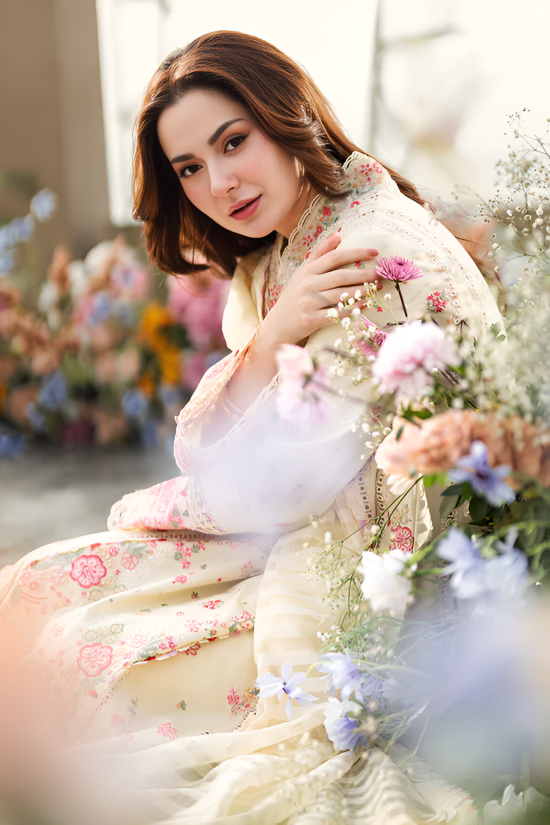 3 Piece - Dhanak Embroidered Suit with Dhanak Heavy Embroidered Shawl (Unstitched)