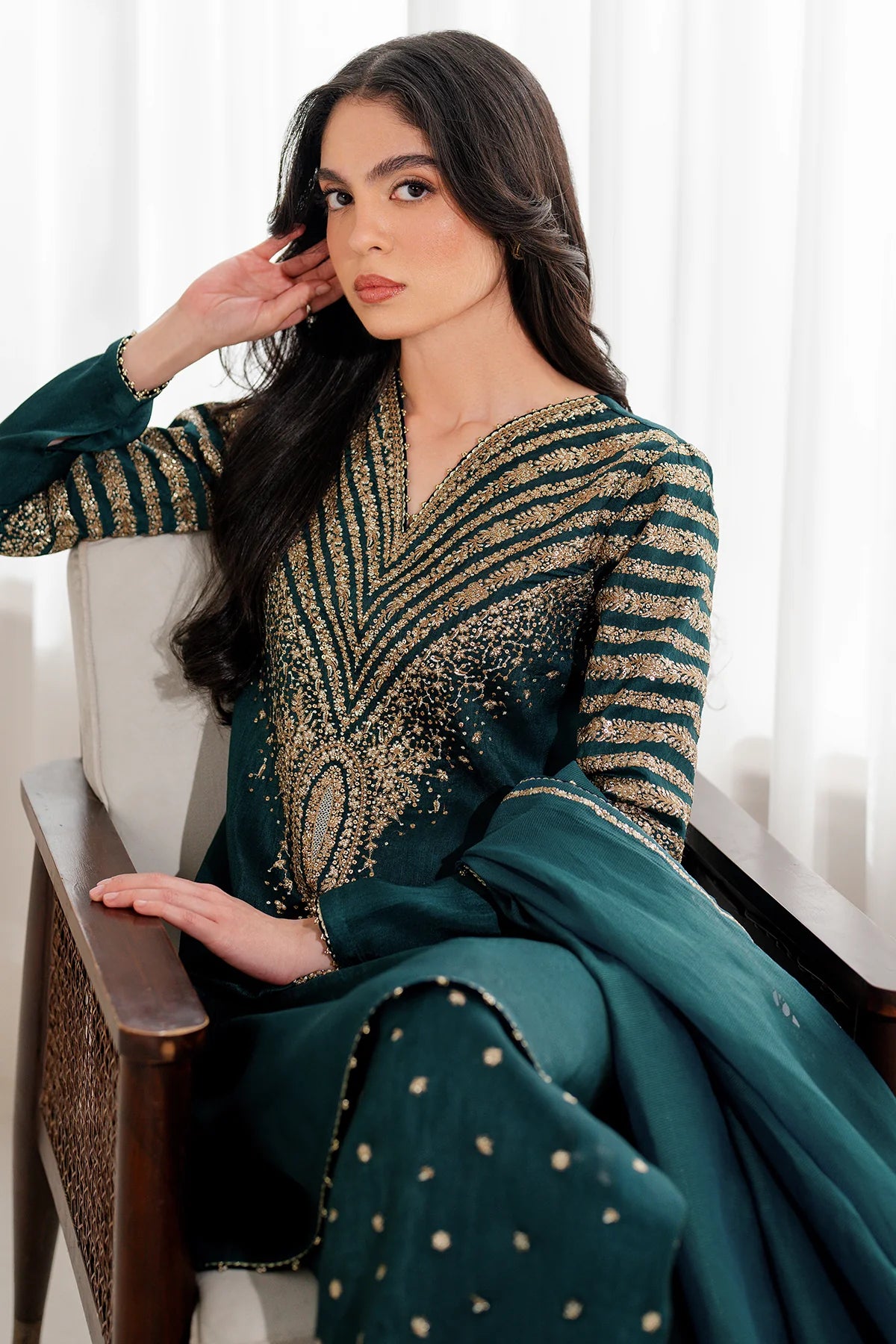 3 Piece - Jazmin Dhanak Full Heavy Embroidered Suit with Heavy Dhanak Embroidered Shawl (Unstitched)