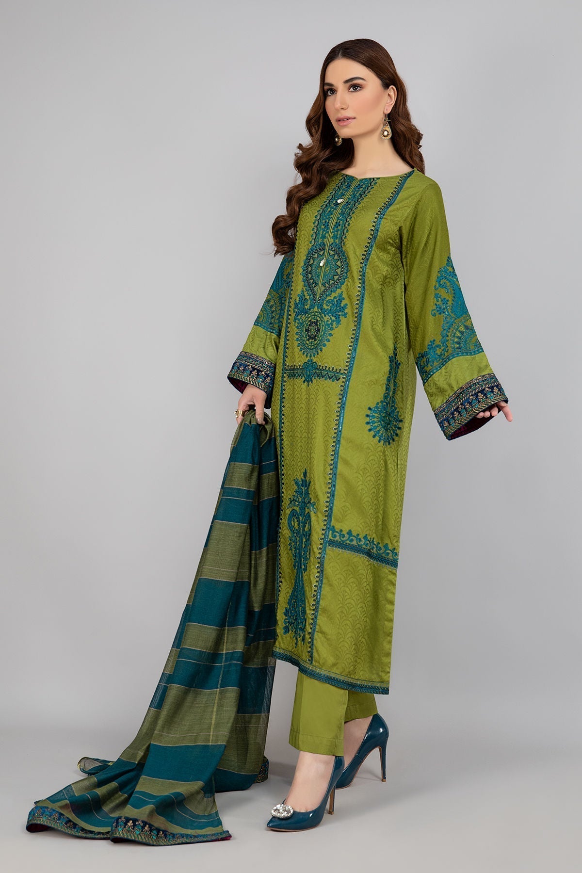 3 Piece - Maria B Dhanak Embroidered Suit with Soft Pashmina Shawl (Unstitched)