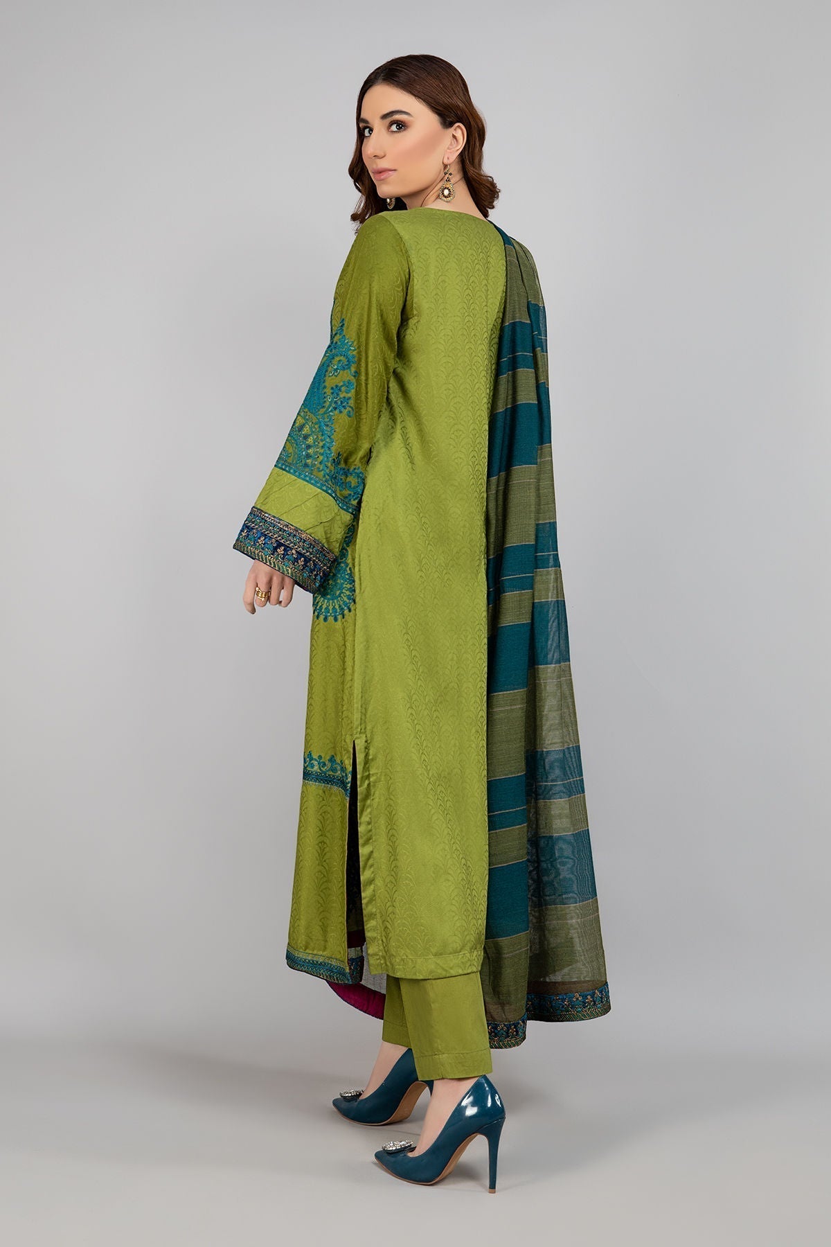 3 Piece - Maria B Dhanak Embroidered Suit with Soft Pashmina Shawl (Unstitched)
