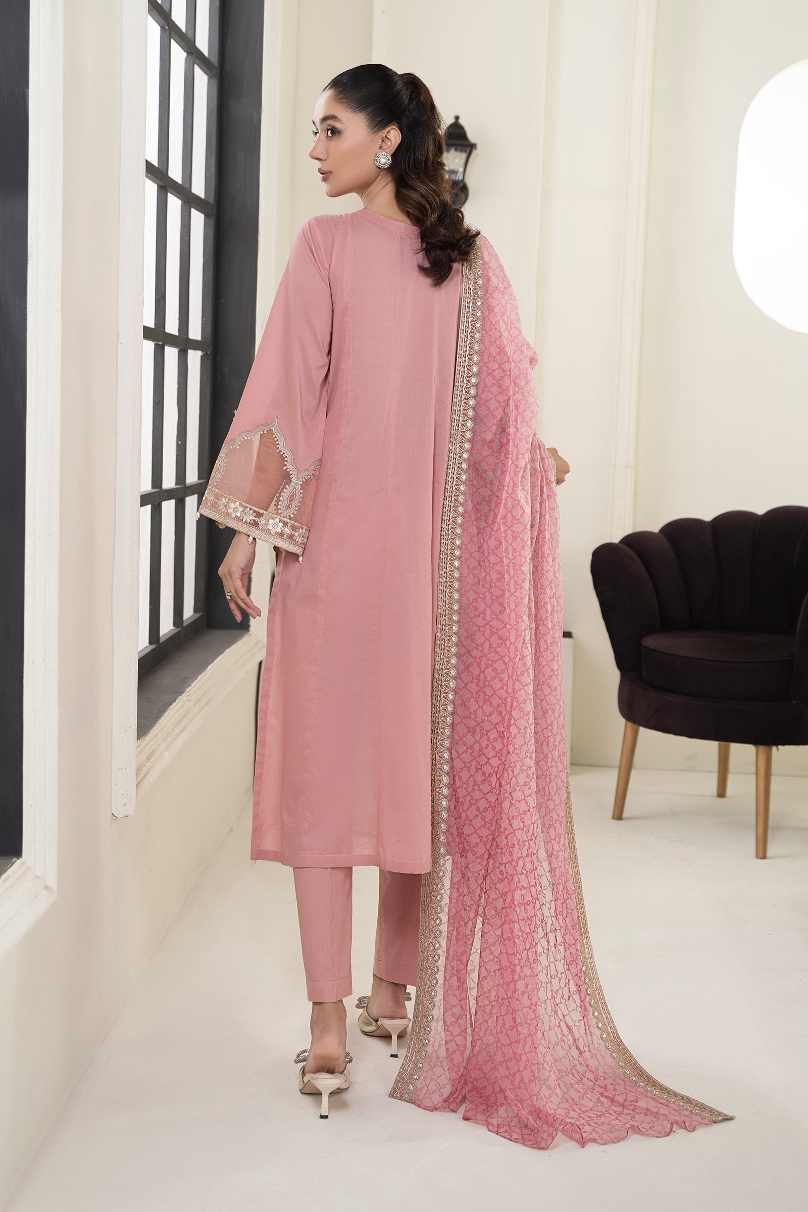 3 Piece - Maria B Dhanak Full Heavy Embroidered Suit with Embroidered Digital Printed Wool Shawl (Unstitched)