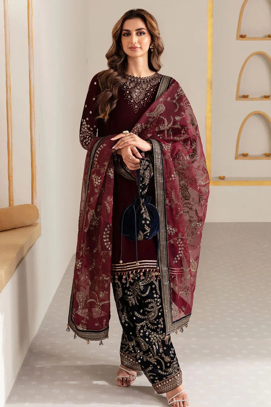 3 Piece - Organza Full Heavy Embroidered Suit with Heavy Embroidered Organza Dupatta with Chiffon Border (Unstitched)