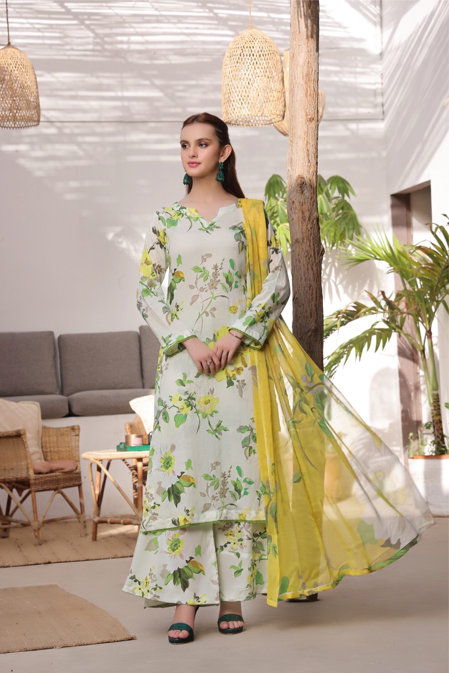 3 Piece - Karandi Digital Printed Suit with Digital Printed Karandi Dupatta (Unstitched)
