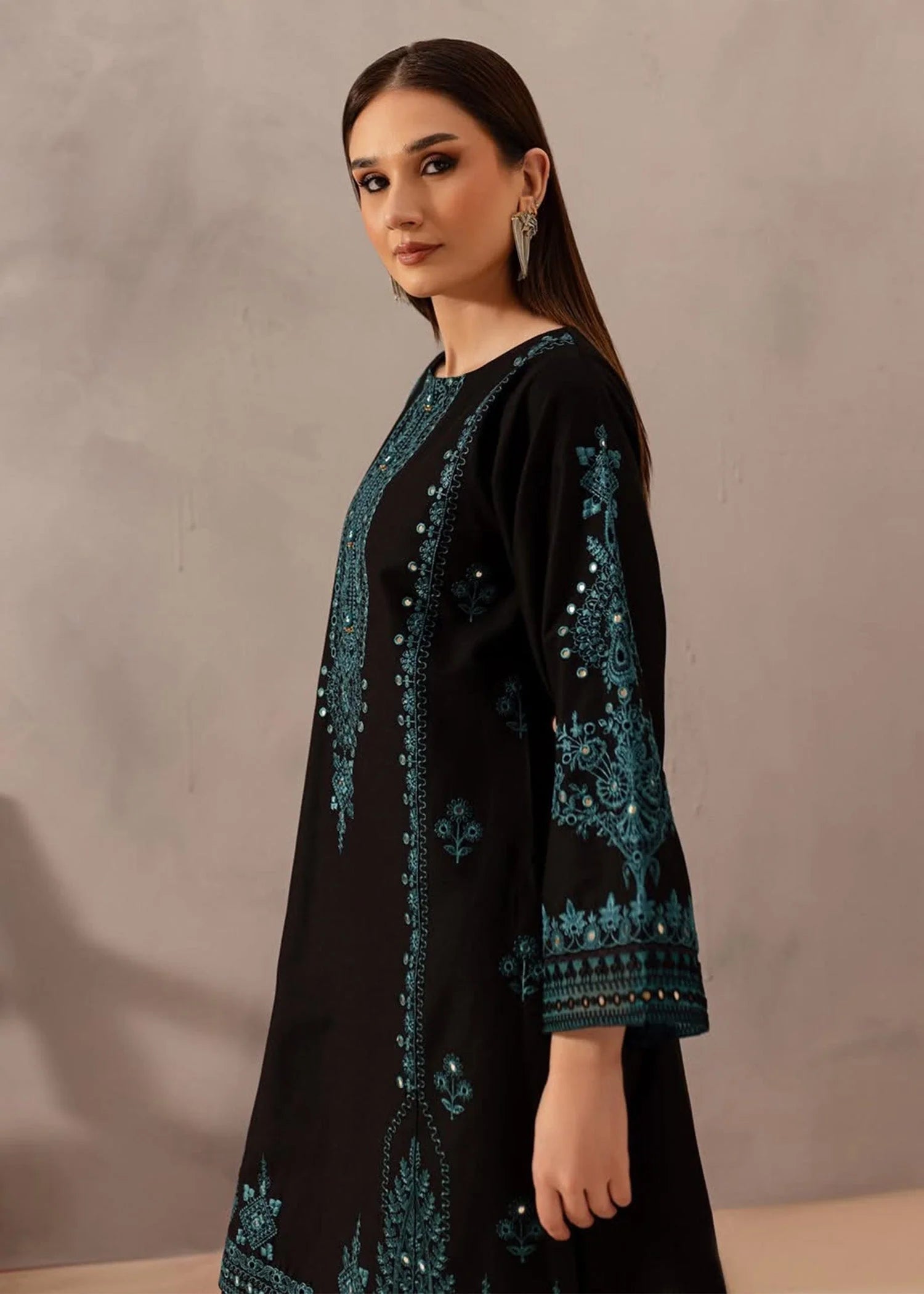 2 Piece - Dhanak Full Heavy Embroidered Suit with Plain Dyed Trouser (Unstitched)