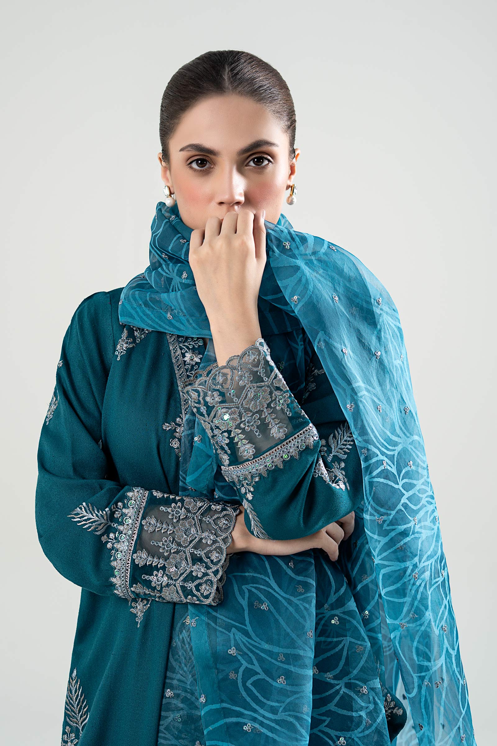 3 Piece - Dhanak Embroidered Suit with Dhanak Embroidered Shawl (Unstitched)