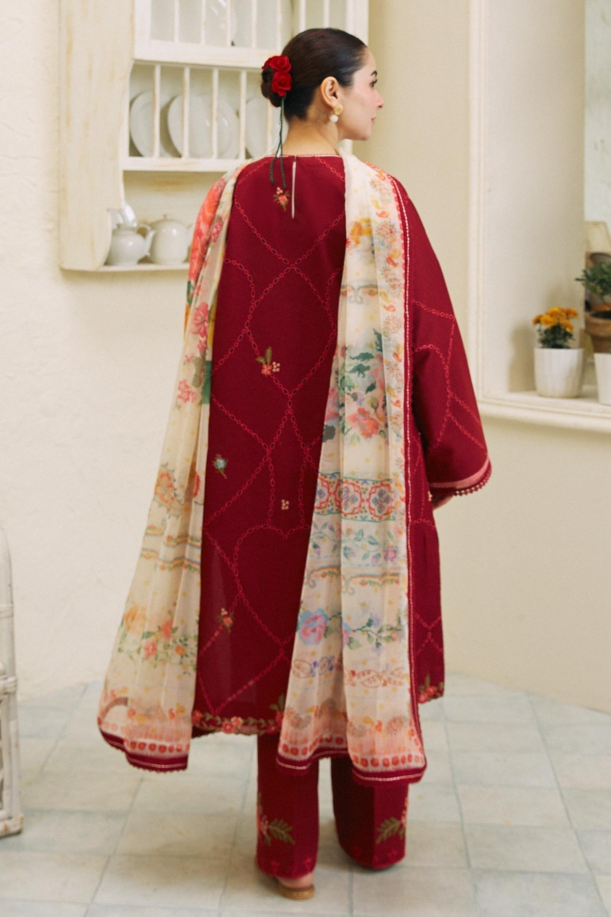 3 Piece - Zara Shahjahan Lawn Embroidered Suit with Printed Organza Duppatta (Unstitched)