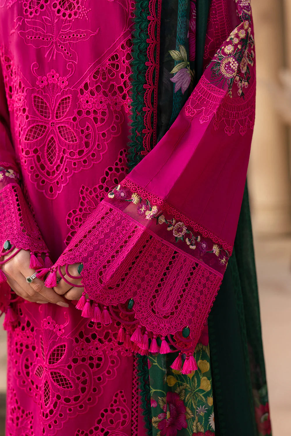 3 Piece - Dhanak Embroidered Suit with Wool Digital Printed Shawl (Unstitched)