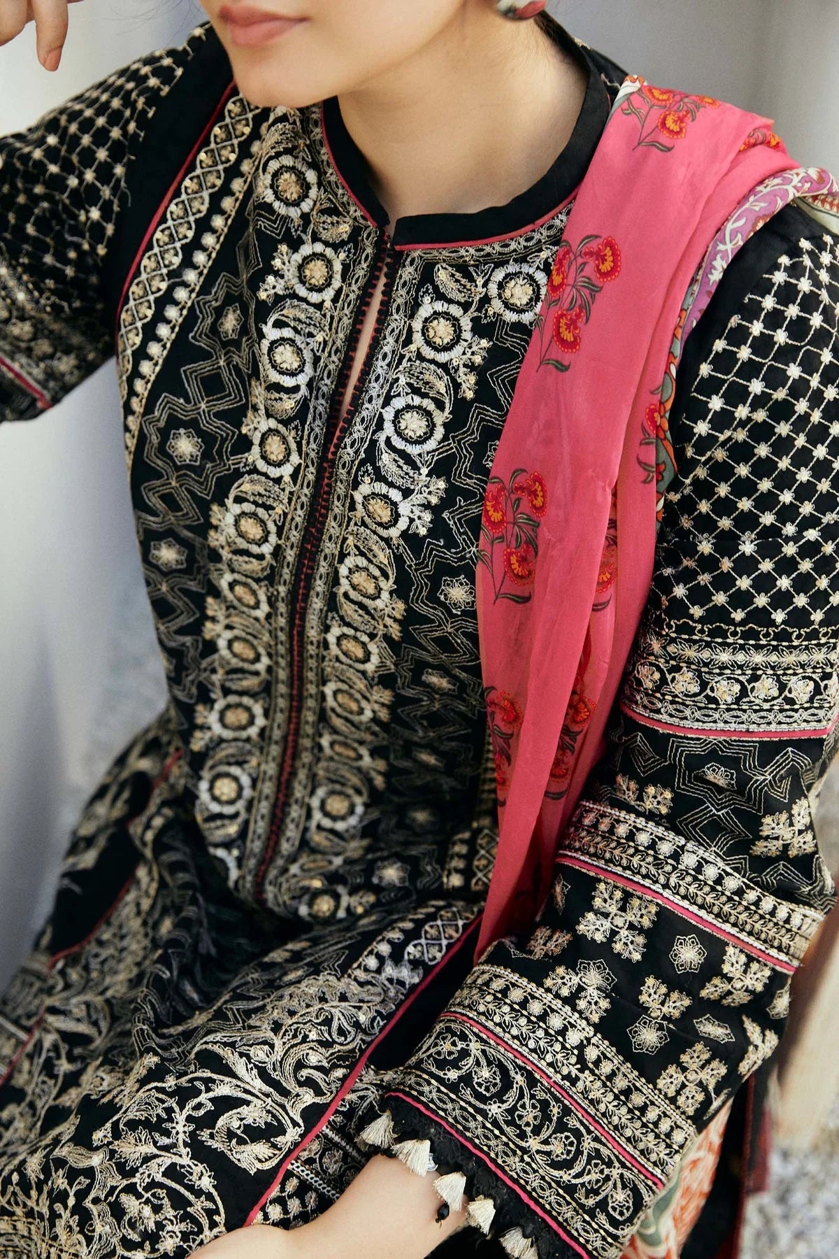 3 Piece - Zara Shahjahan Linen Embroidered Suit with Digital Print Zari Wool Shawl (Unstitched)