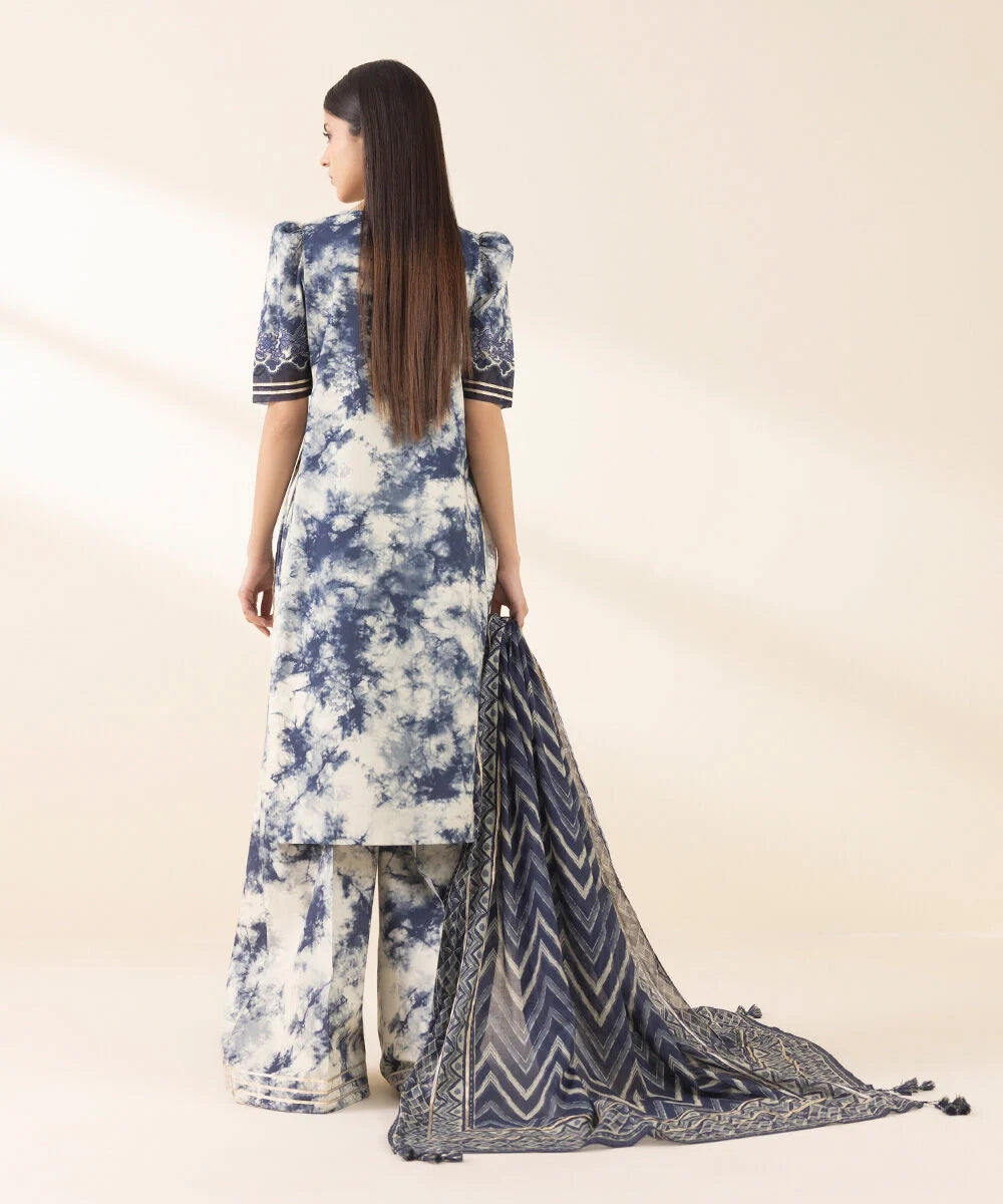 3 Piece - Sapphire Khaddar Digital Printed Suit with Digital Printed Khaddar Dupatta (Unstitched)
