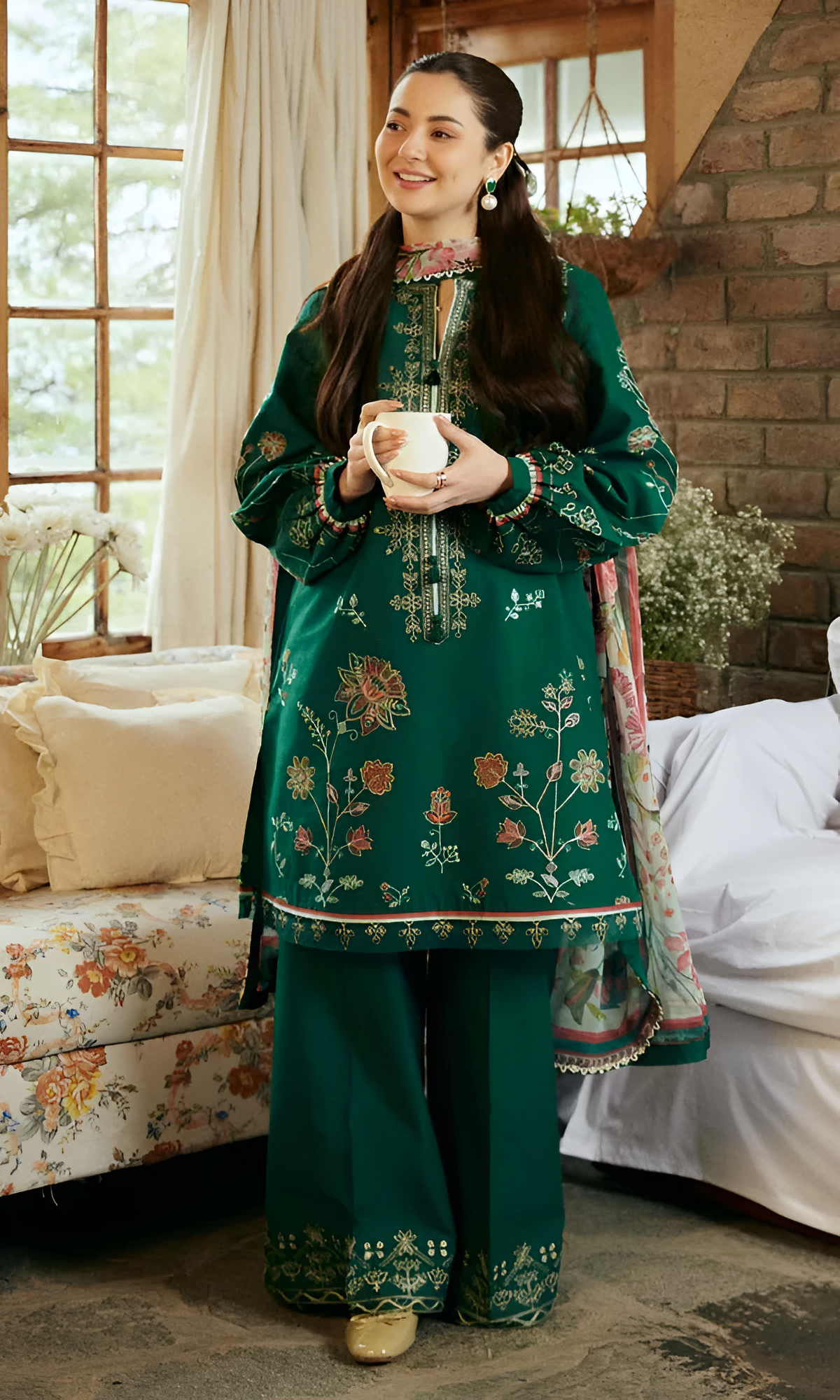3 Piece - Zarashah Jhan Dhanak Embroidered Suit with Pashmina Zari Shawl (Unstitched)