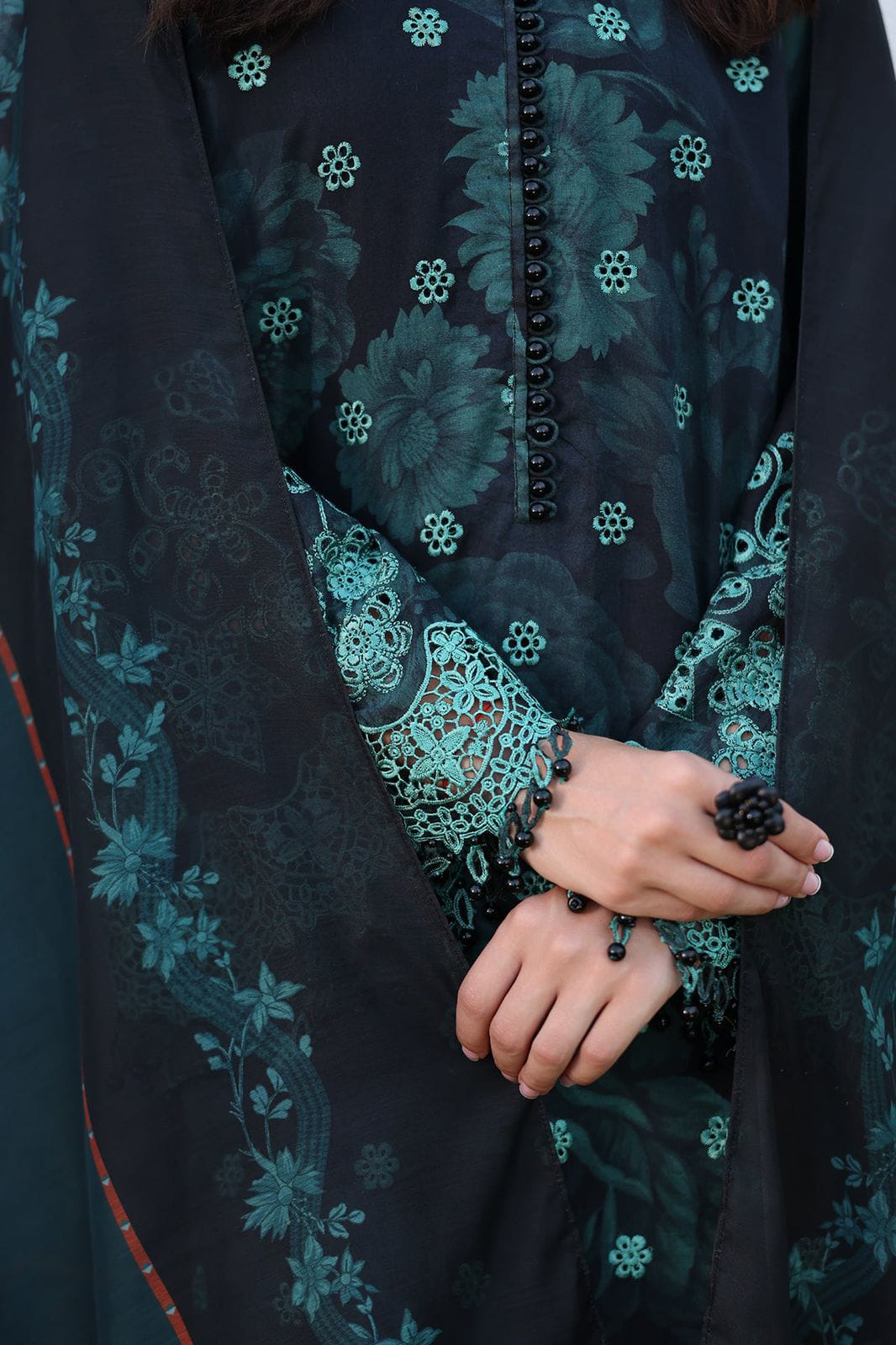 3 Piece - Baroque Khaddar Embroidered Suit with Digital Printed Khaddar Shawl (Unstitched)