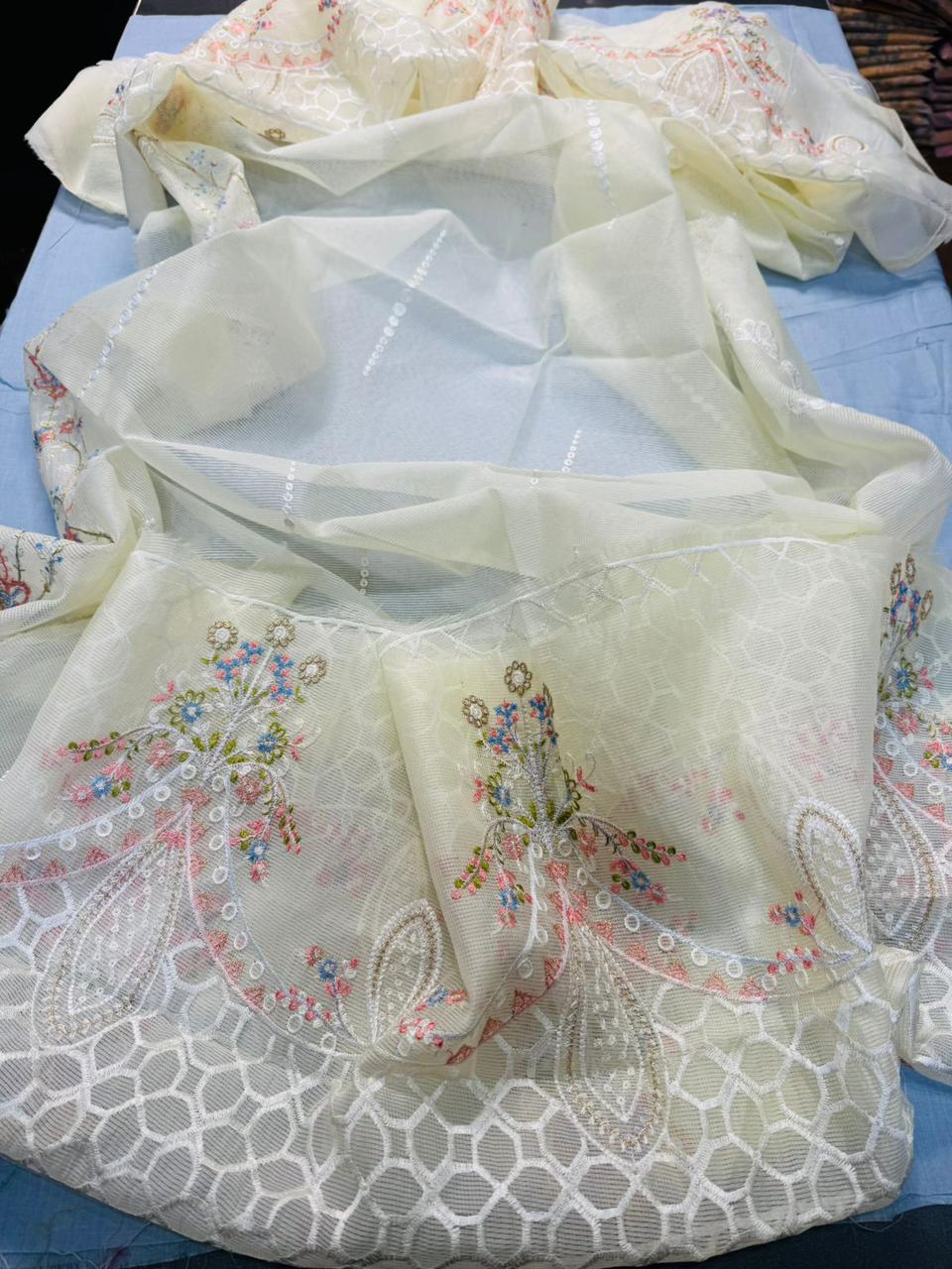 3 Piece - Qalamkar Dhanak Embroidered Suit with Embroidered Khaadi Net Dupatta (Unstitched)