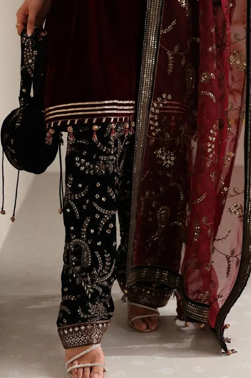 3 Piece - Organza Full Heavy Embroidered Suit with Heavy Embroidered Organza Dupatta with Chiffon Border (Unstitched)