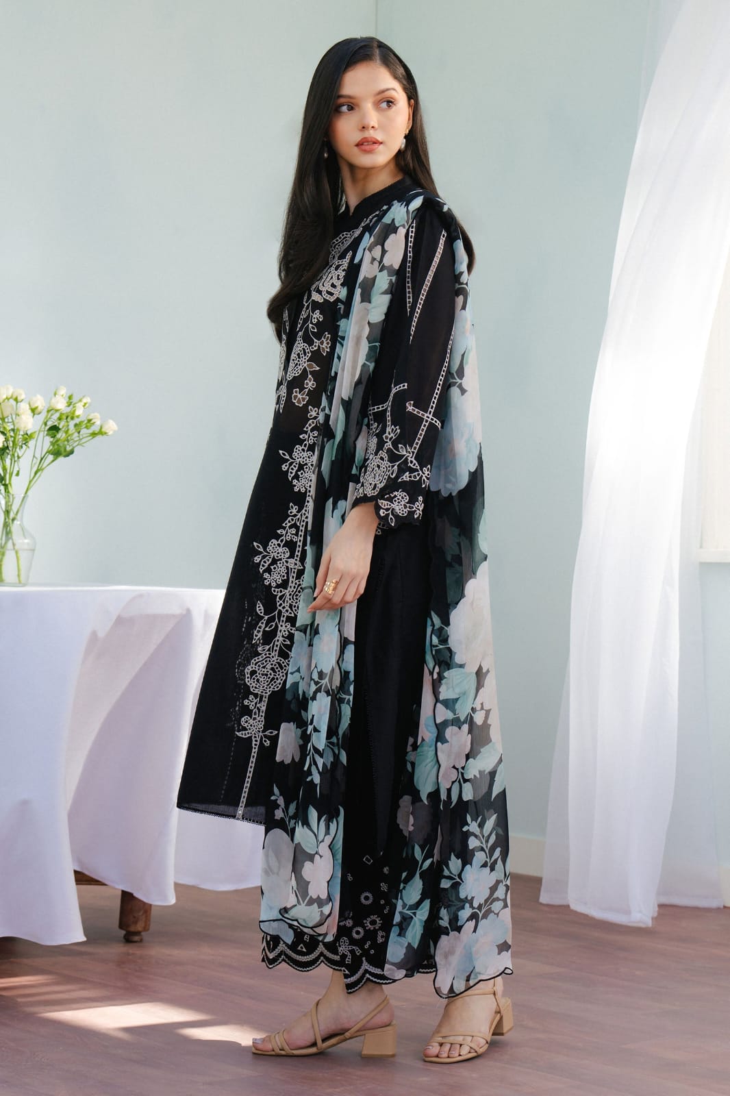 3 Piece - Dhanak Embroidered Suit with Digital Printed Twill Pashmina Wool Shawl (Unstitched)