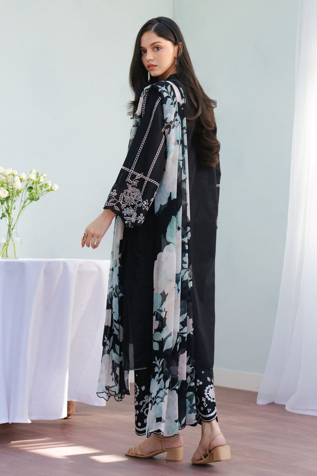 3 Piece - Dhanak Embroidered Suit with Digital Printed Twill Pashmina Wool Shawl (Unstitched)