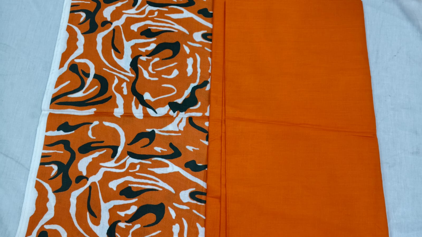 2 Piece - Printed Lawn Suit (Unstitched)