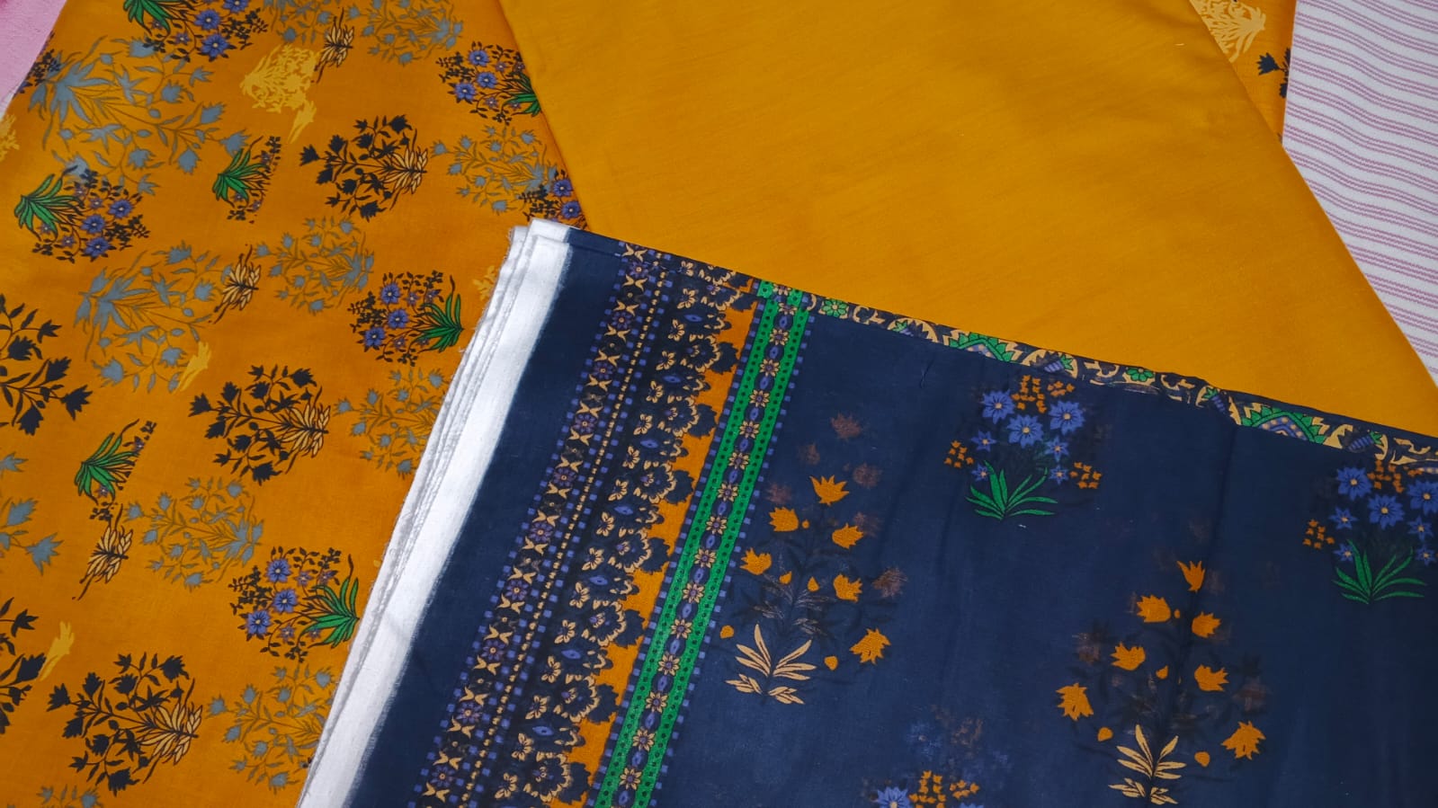 3 Piece - Printed Lawn Suit with Swiss Duppatta (Unstitched)