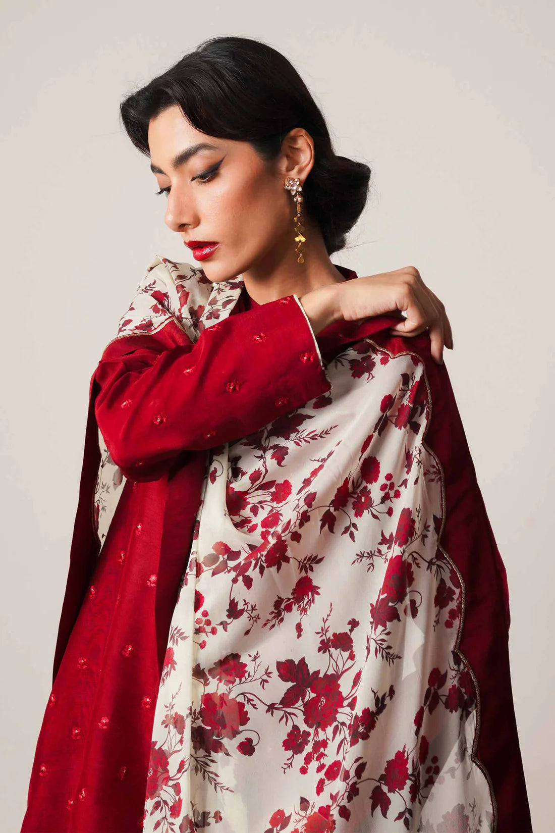 3 Piece - Zara Shahjahan Dhanak Embroidered Suit with Digital Printed Pashmina Shawl (Unstitched)
