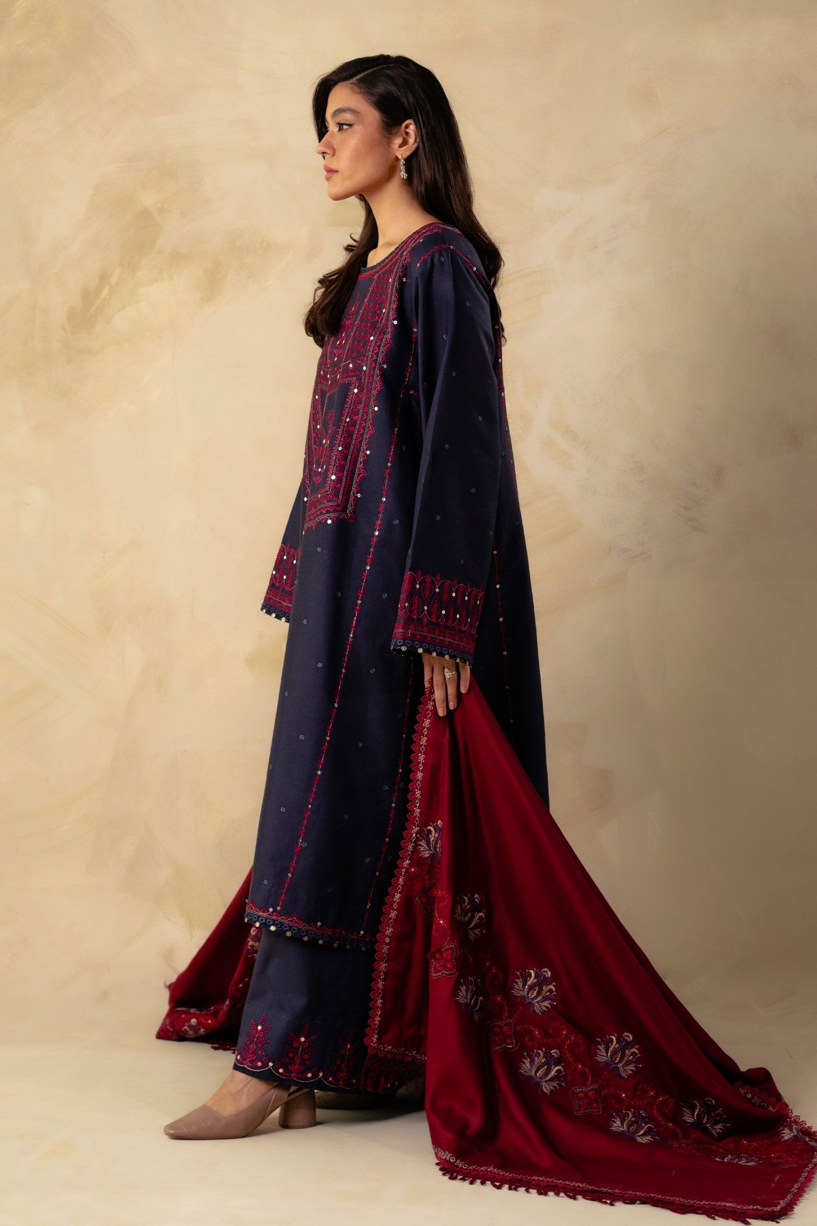 3 Piece - Dhanak Embroidered Suit with Dhanak Heavy Luxury Embroidered Shawl (Unstitched)